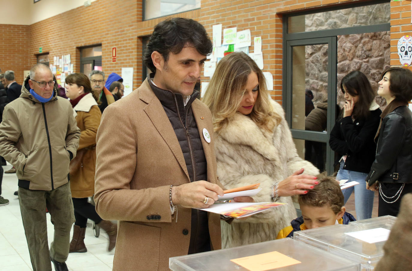 Votaciones en Palazuelos de Eresma y La Granja 