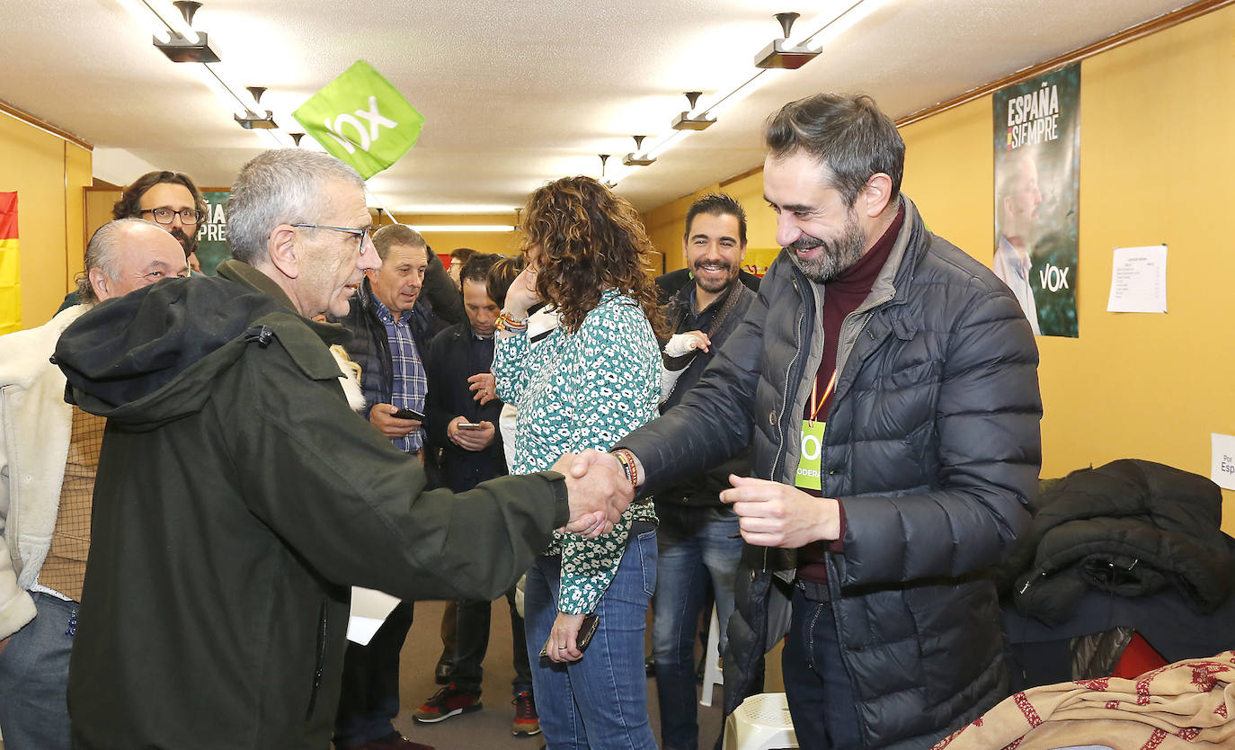 ¿Cómo viven los partidos la noche electoral en Palencia?