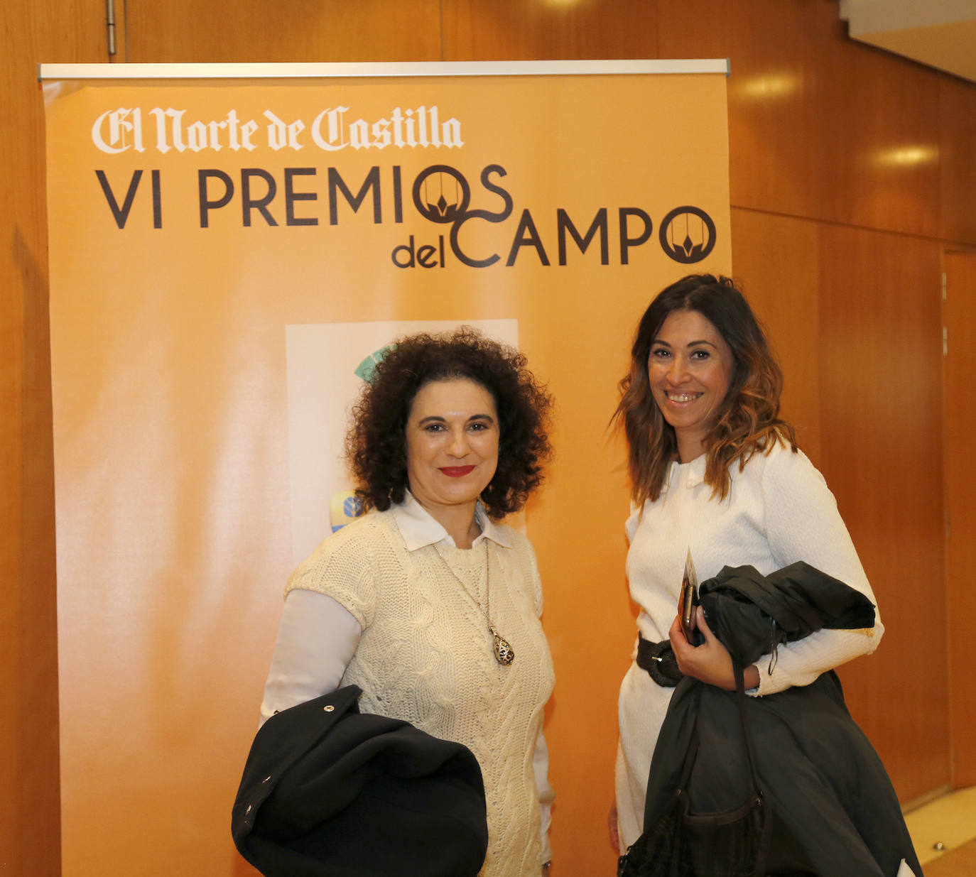 Rosa Arteaga y Pilar Navarro.