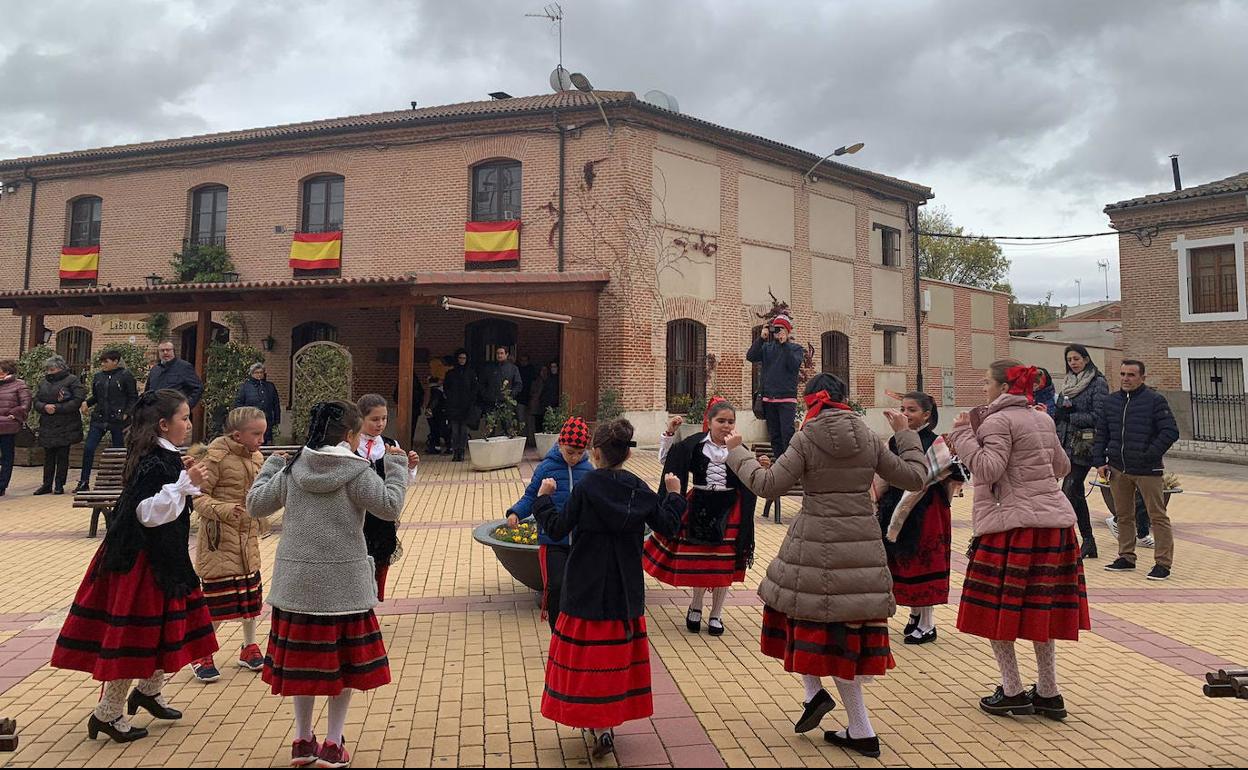 Los más jóvenes festejan la jornada.