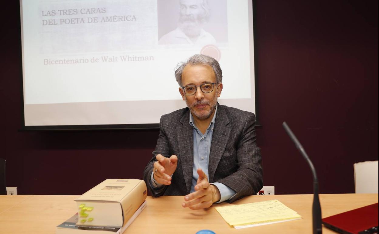 Santiago Rodríguez Guerrero-Strachan, ayer en la Casa Revilla. 