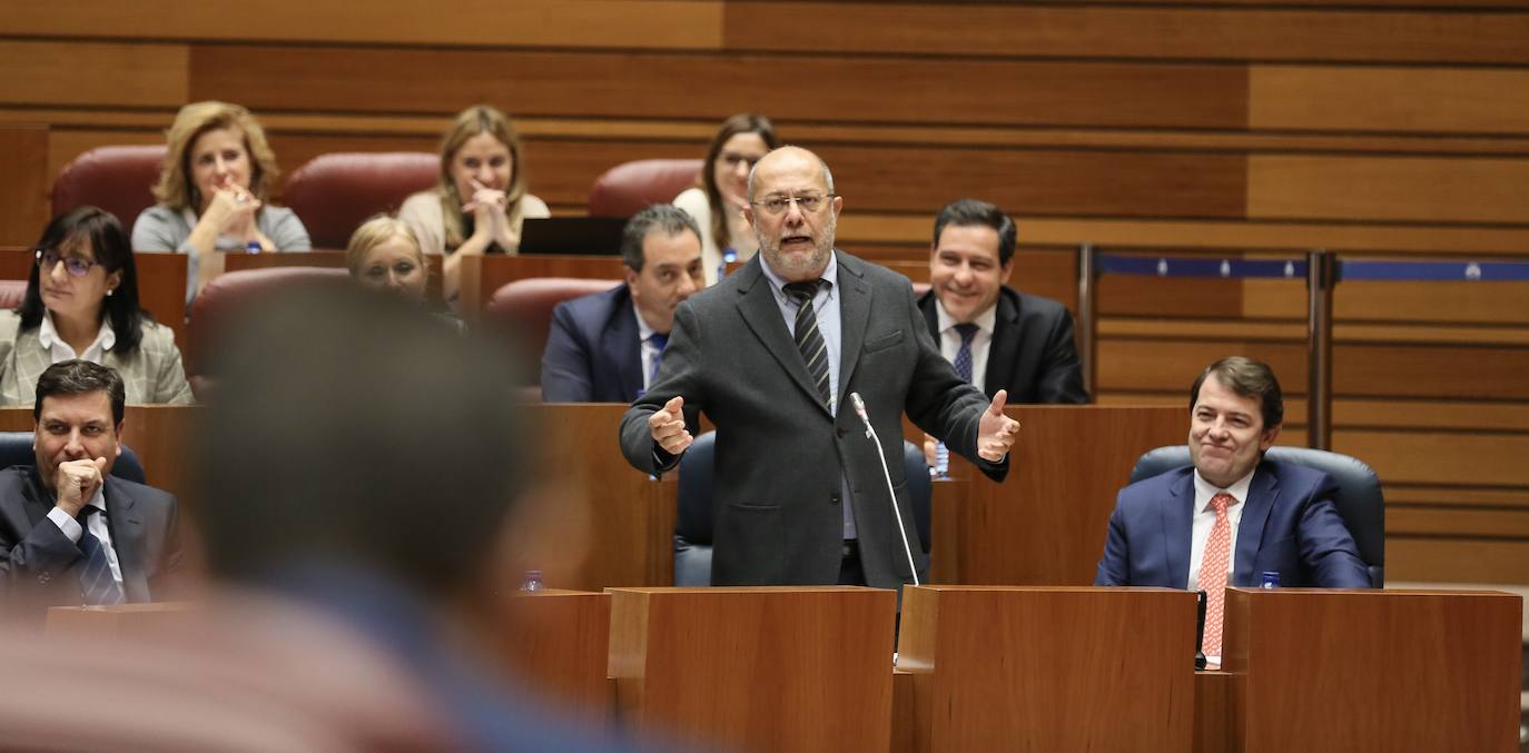 Pleno de las Cortes de Castilla y León. 