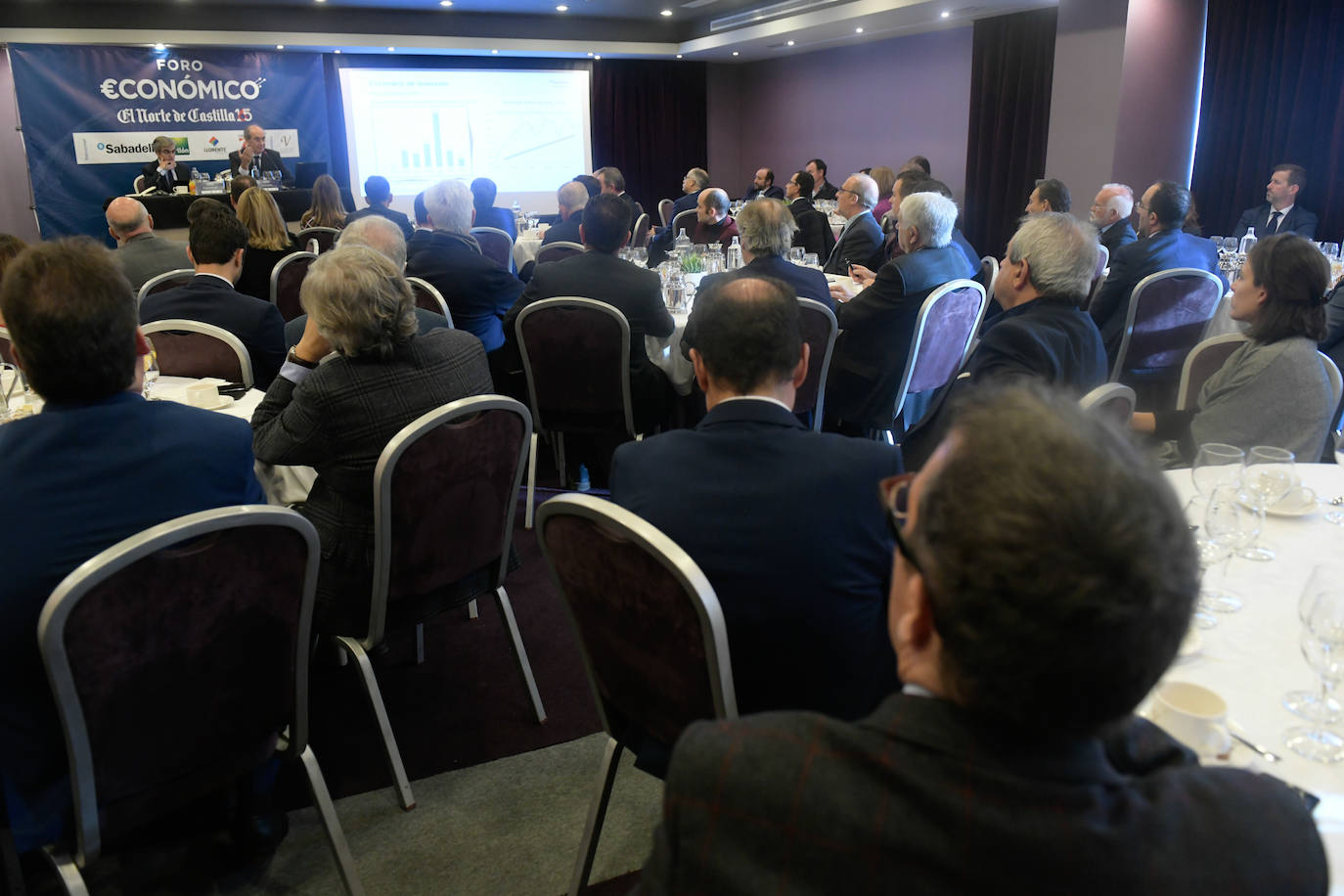 Cirus Andreu, el presidente ejecutivo de Sabadell Asset Management (gestión de activos), protagoniza este jueves el Foro Económico de El Norte de Castilla con la ponencia '¿Cómo encontrar rentabilidad en un mundo de tipos de interés bajo cero?' en el Vincci Frontaura de Valladolid