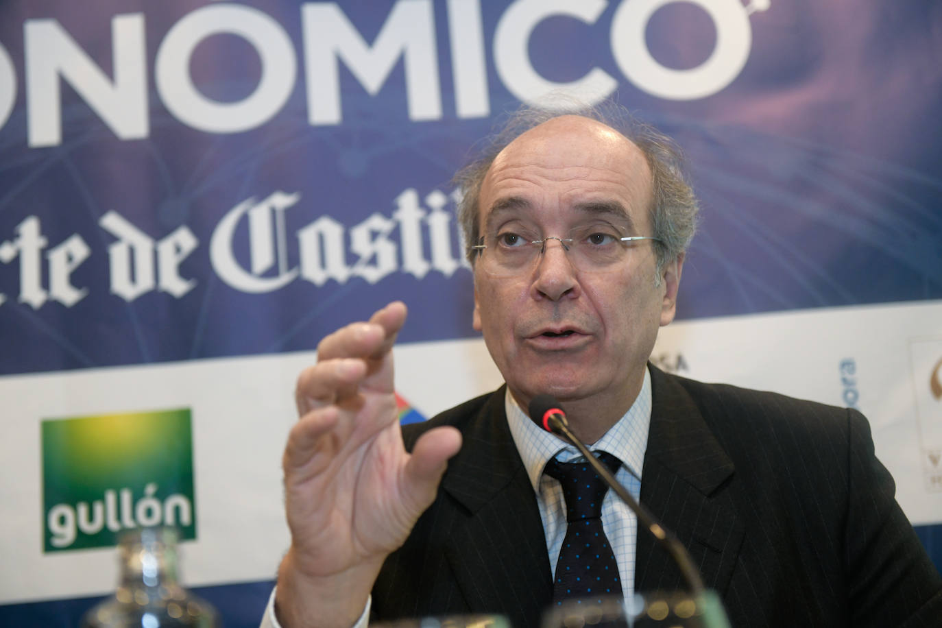 Cirus Andreu, el presidente ejecutivo de Sabadell Asset Management (gestión de activos), protagoniza este jueves el Foro Económico de El Norte de Castilla con la ponencia '¿Cómo encontrar rentabilidad en un mundo de tipos de interés bajo cero?' en el Vincci Frontaura de Valladolid