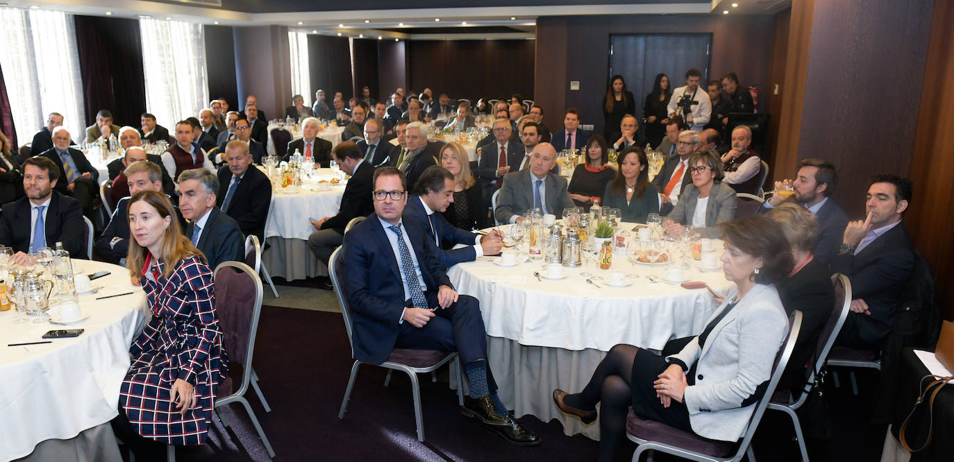 Cirus Andreu, el presidente ejecutivo de Sabadell Asset Management (gestión de activos), protagoniza este jueves el Foro Económico de El Norte de Castilla con la ponencia '¿Cómo encontrar rentabilidad en un mundo de tipos de interés bajo cero?' en el Vincci Frontaura de Valladolid