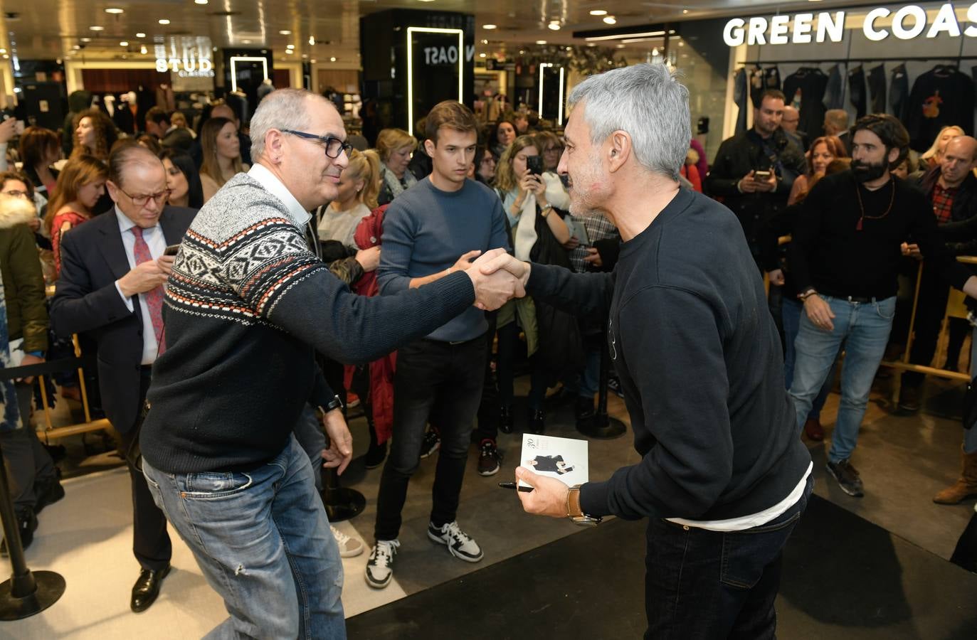 Firma de discos de Sergio Dalma en Valladolid.