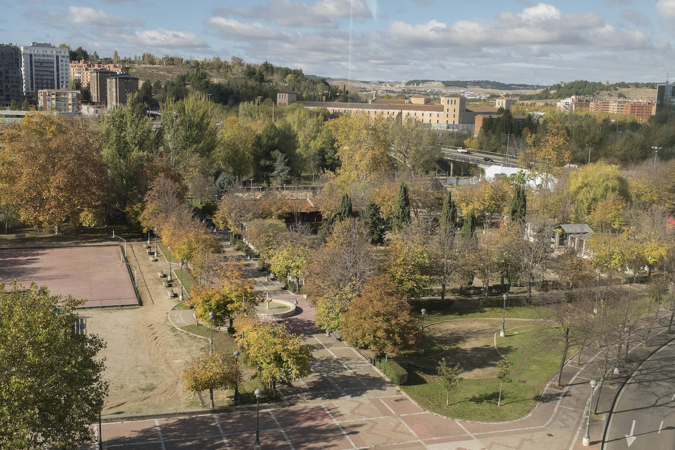 Se reabre el parque Juan de Austria con un recuerdo a Tomás Rodríguez Bolaños. 