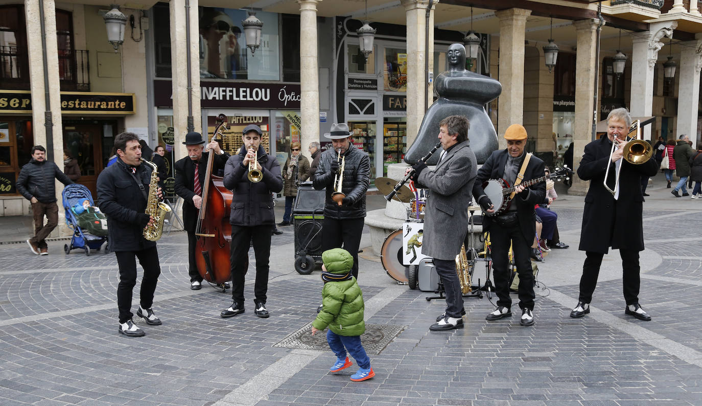 Jazz en la calle mayor.