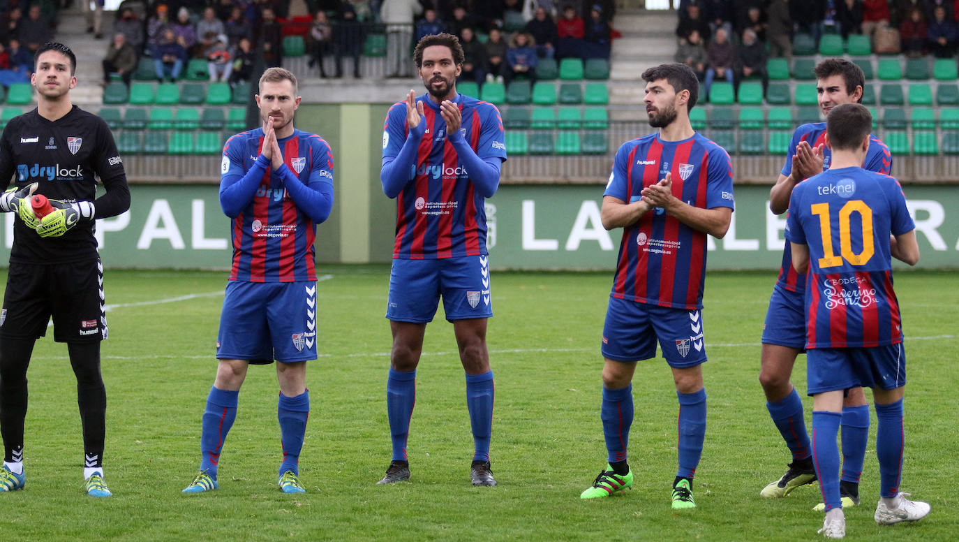 Partido entre la Gimnástica Segoviana y el Burgos Promesas 