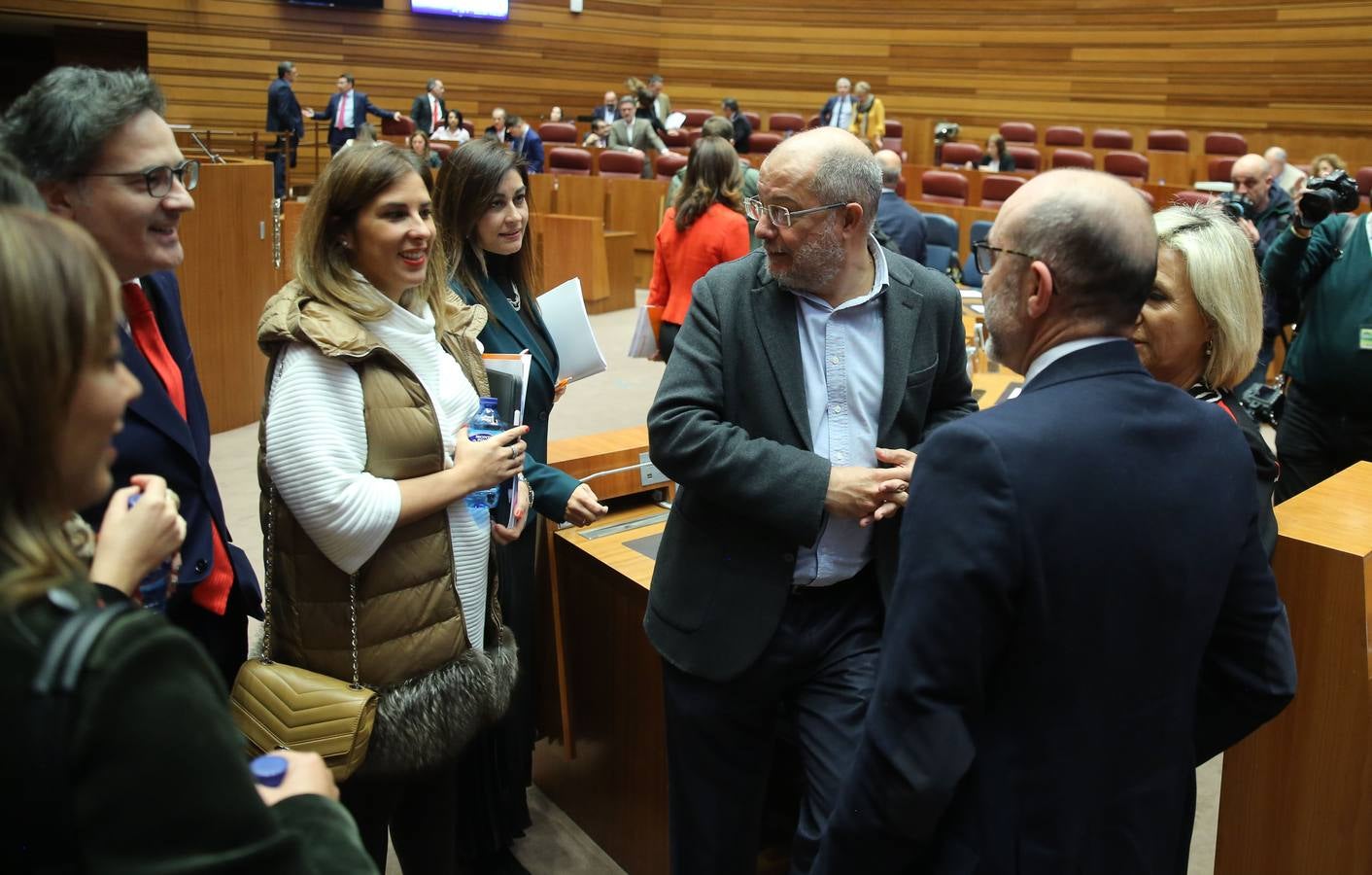 La Junta de Castilla y León prepara una batería de medidas para ponerlas en marcha contra la «soledad mal gestionada», según avanzó hoy la consejera de Familia e Igualdad de Oportunidades, Isabel Blanco