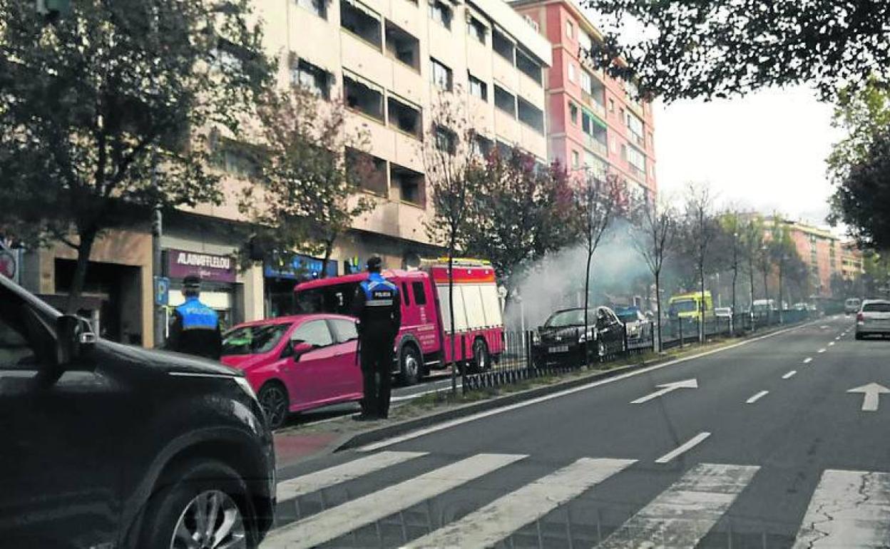Intervención de los bomberos en Ezequiel González. 