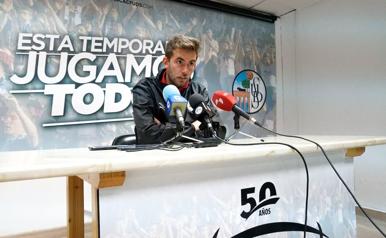 Pablo Cortés, en la sala de prensa del Helmántico.