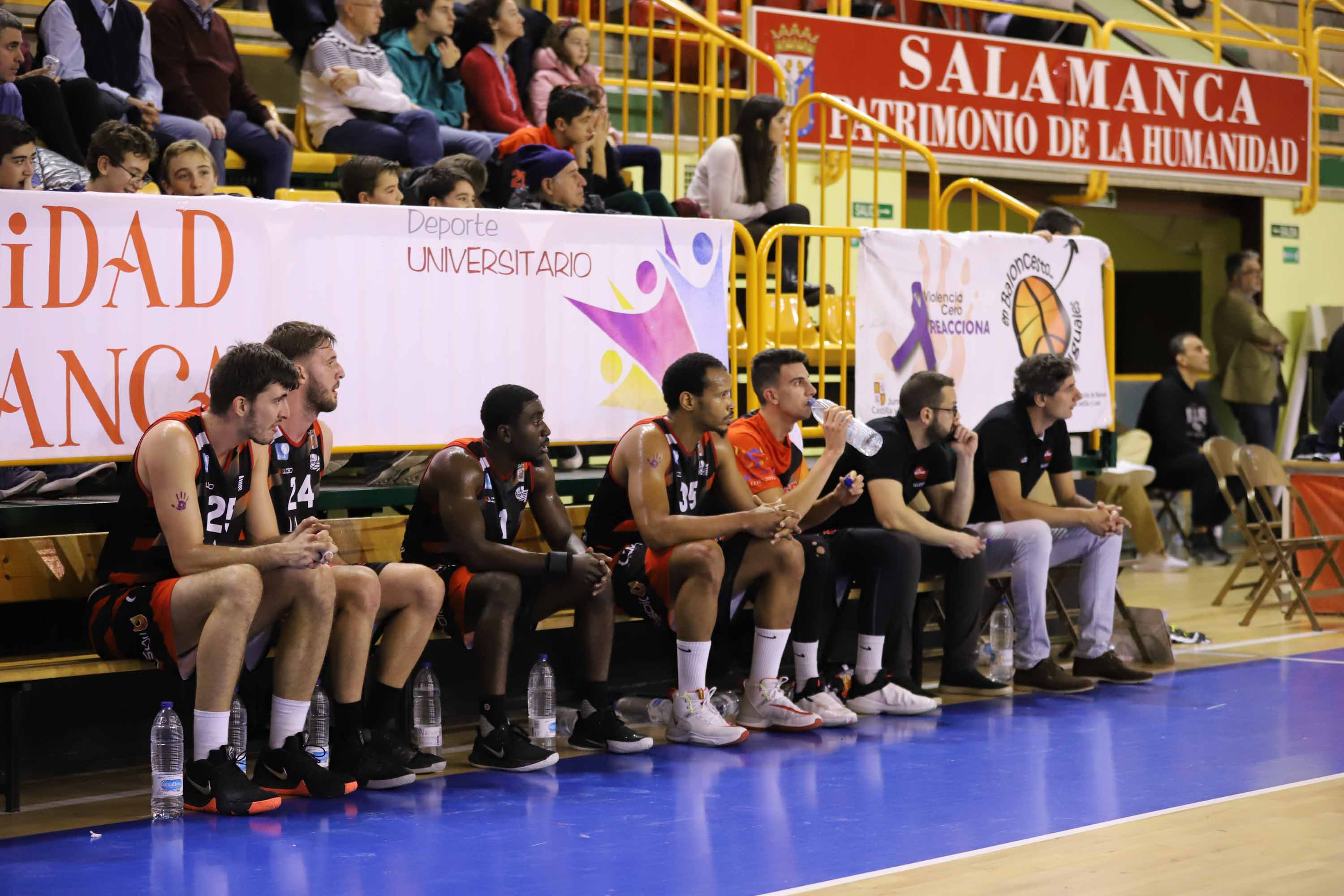 Los jugadores, durante el encuentro de este sábado.
