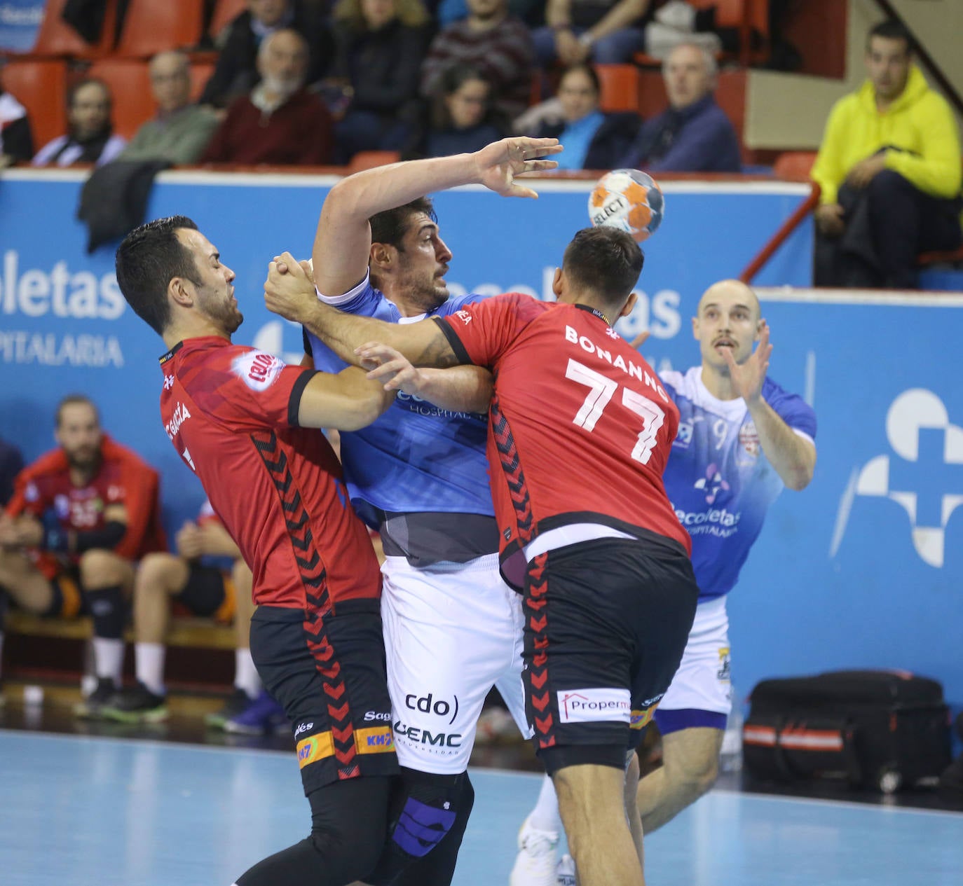 El Recoletas Atlético Valladolid rompió este sábado su racha negativa a costa de un Granollers que no pudo hacer frente al buen planteamiento de locales.