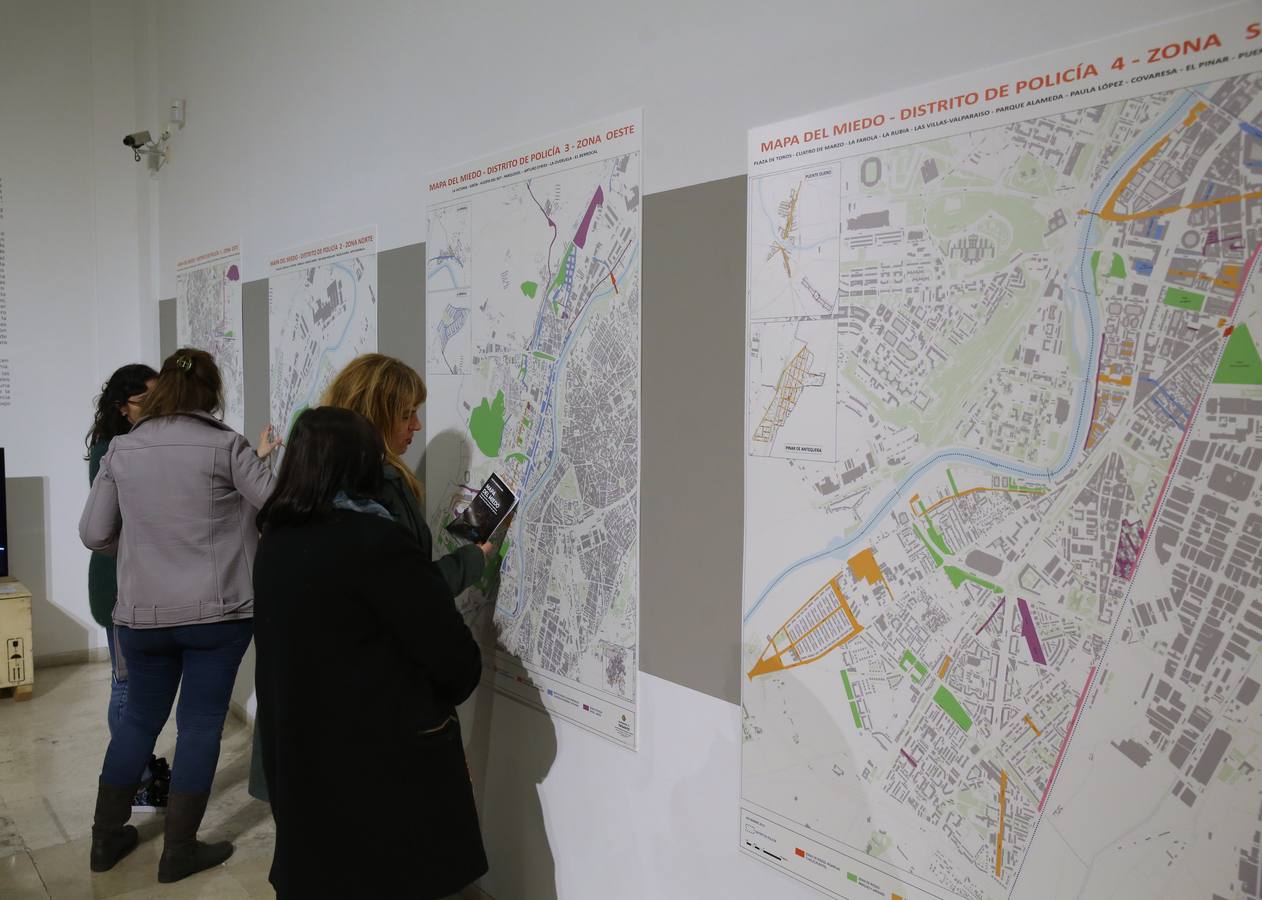 Un conjunto de mapas de los diferentes distritos de la ciudad en los que aparecen marcados los lugares que demandan acciones con las que ahuyentar riesgos para la ciudadanía