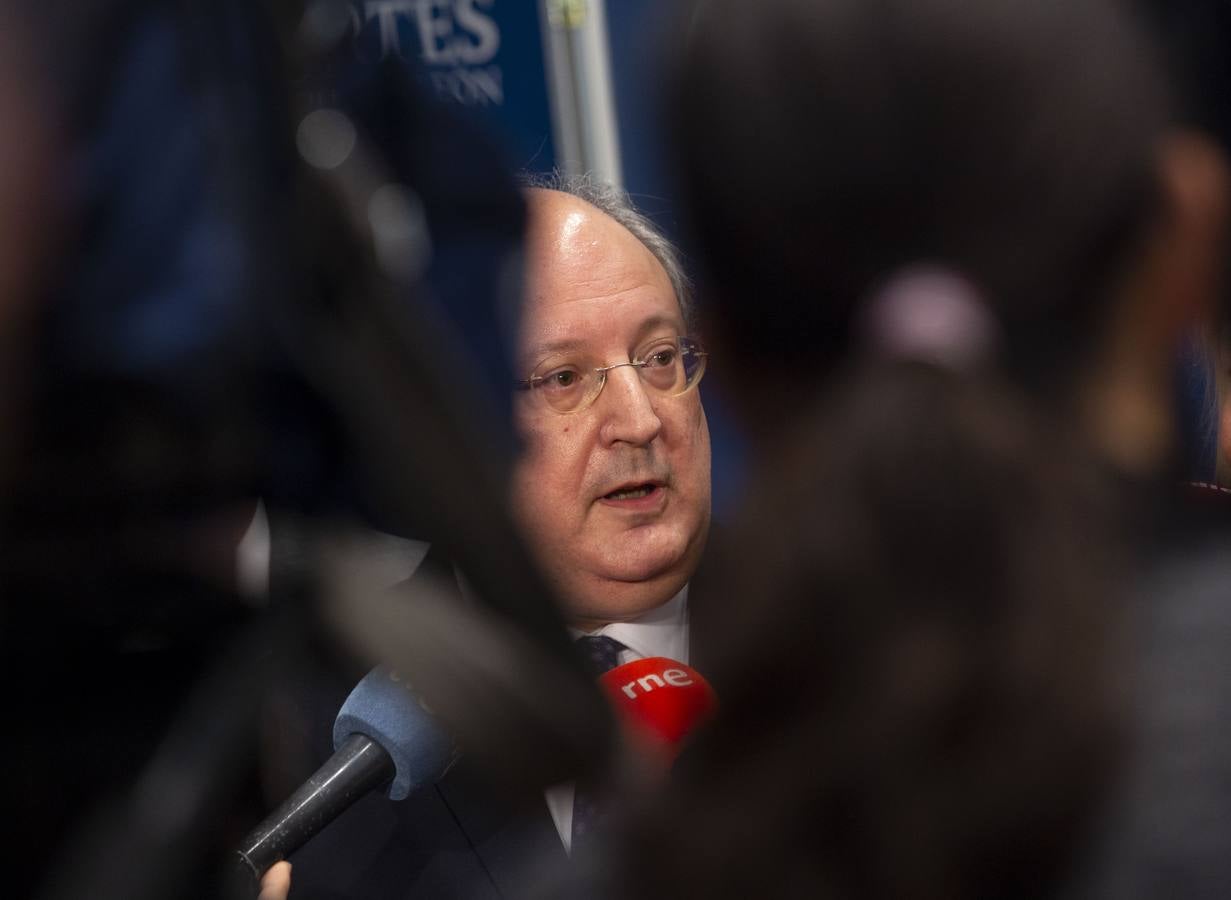 La presidenta del Consejo Económico y Social de España, Mari Carmen Barrera defendió hoy que «los CES autonómicos juegan un papel muy importante en la vertebración de la política social en España»