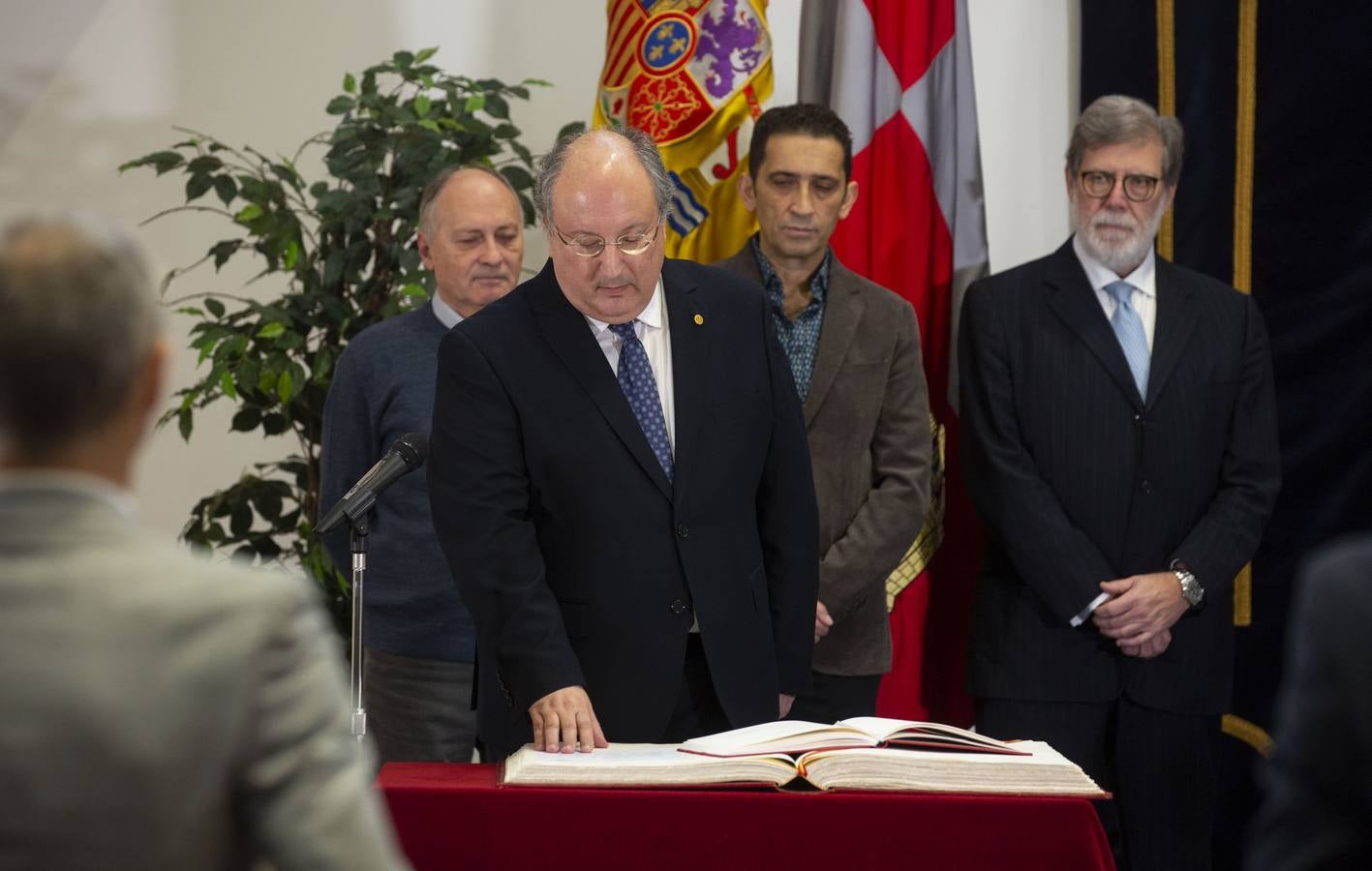 La presidenta del Consejo Económico y Social de España, Mari Carmen Barrera defendió hoy que «los CES autonómicos juegan un papel muy importante en la vertebración de la política social en España»
