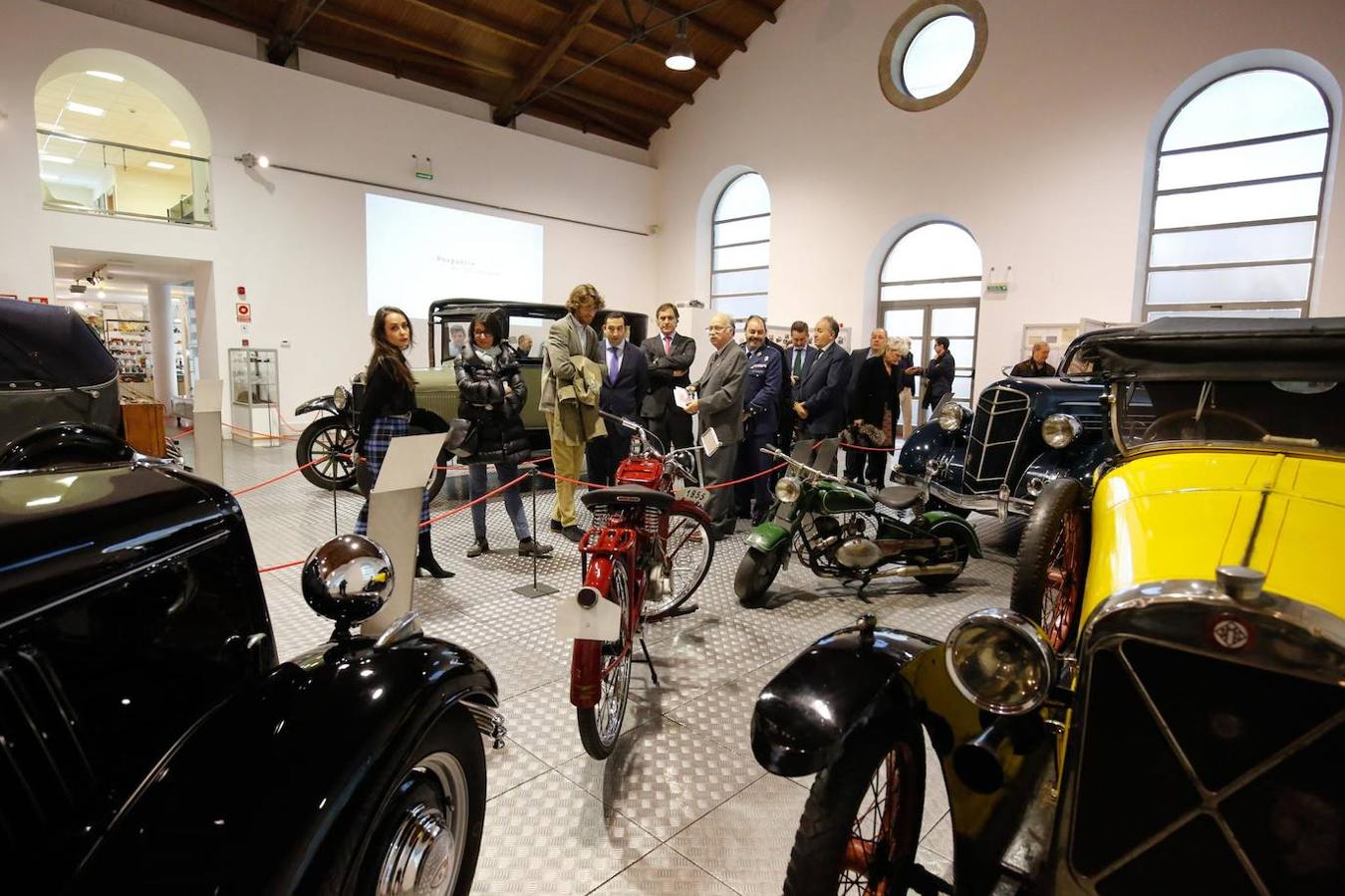 Fotos: Exposición de coches de la Guerra Civil en el Museo de Automoción de Salamanca