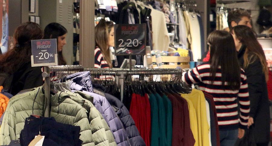 Fotos: Black Friday en el comercio de Segovia