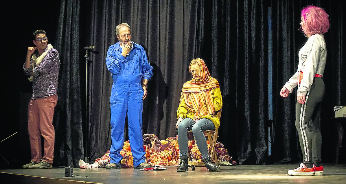 'La noche de madame Lucienne', de Diabla Teatro.