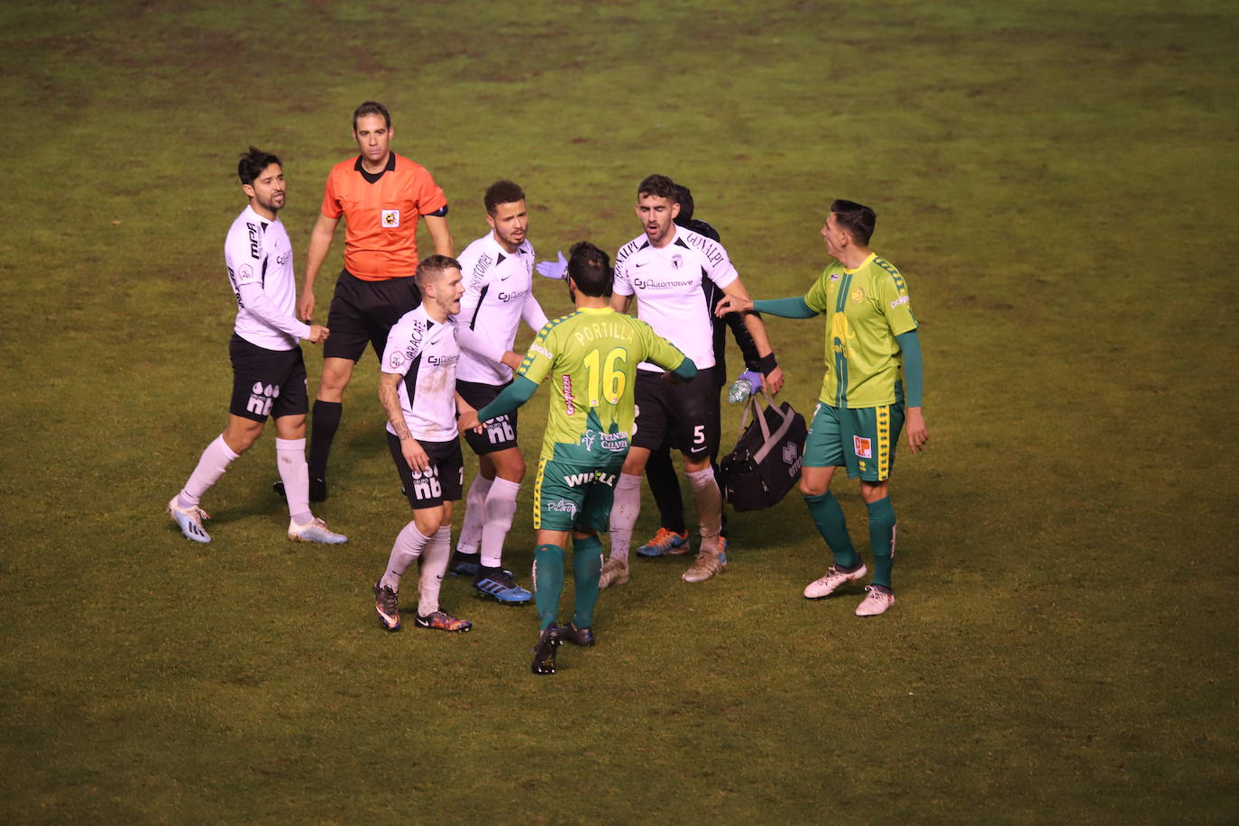 El encuentro se saldó con 3 goles a 0 a favor del Unionistas CF (0-3). 