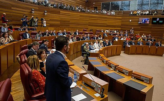 Hemiciclo de las Cortes en un pleno reciente.