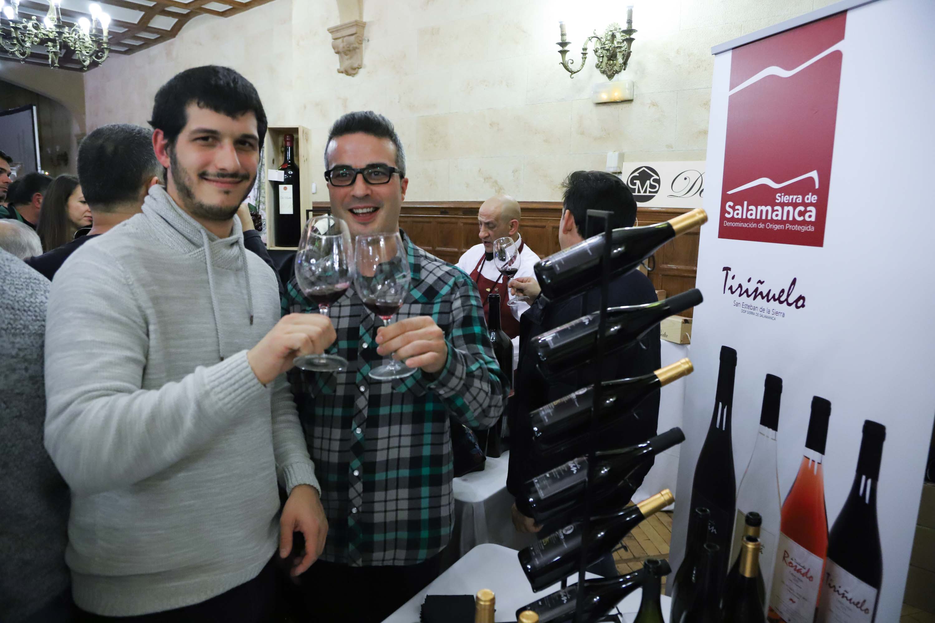 La gala de 2019 se celebró, un año más, en el incomparable marco del Casino de Salamanca, adornado para la ocasión con estandartes bordados con motivos serranos de Mogarraz y San Esteban de la Sierra