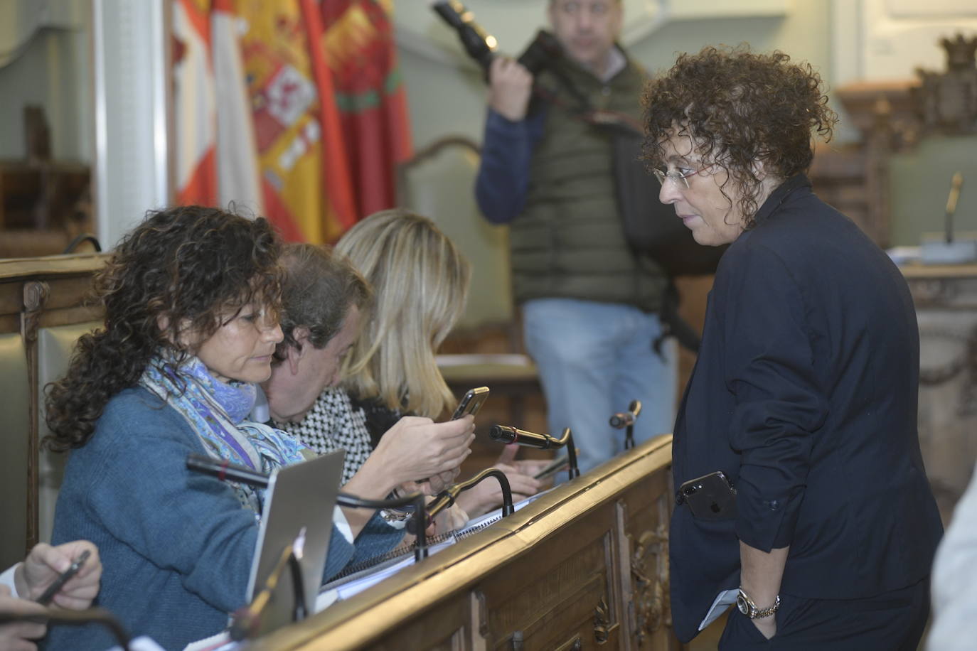 El Grupo Municipal Popular no ha logrado que el Pleno del Ayuntamiento de Valladolid acuerde reprobar al alcalde socialista de León, José Antonio Diez, por sus declaraciones sobre Óscar Puente y sobre la «ruptura» de la Comunidad, ni tampoco «criticar enérgicamente», en una última propuesta matizada 'in voce' durante el debate.