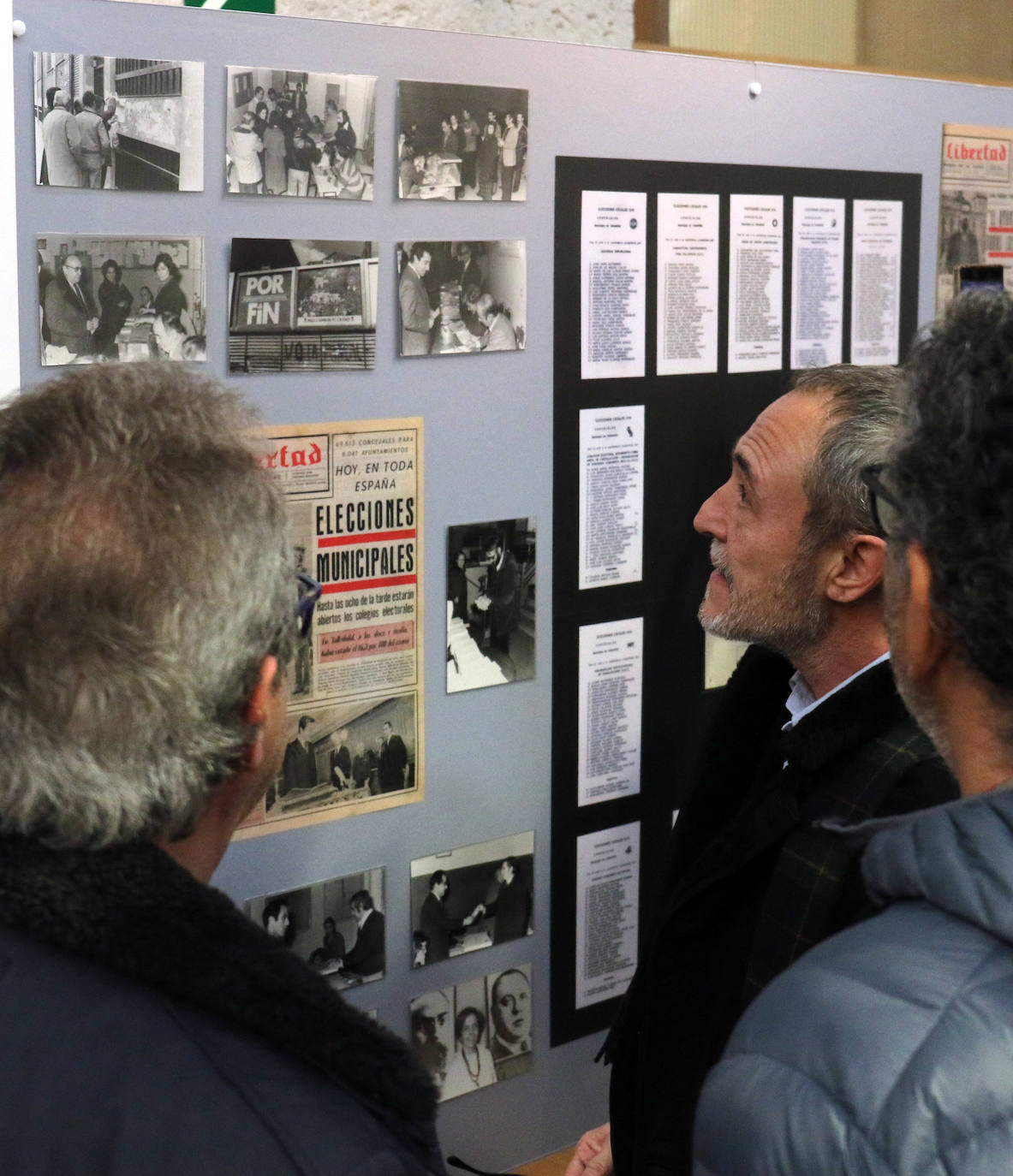 El Archivo Municipal acoge la exposición '40 años de democracia en Valladolid'. Rememora con fotografías, documentos y propaganda las elecciones municipales del 3 de abril de 1979. 