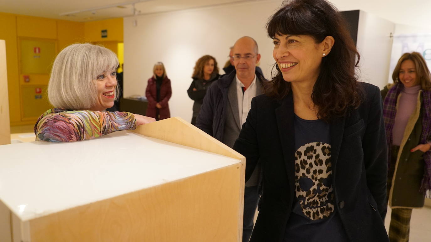 El Museo de la Ciencia examina los procesos del recuerdo desde los puntos de vista personal, cultural, psicológico y biológico con experimentos, proyecciones y paneles informativos en la muestra 'Memoria', desarrollada por el Museo de las Ciencias Príncipe Felipe de Valencia en colaboración con el Exploratorium de San Francisco. 