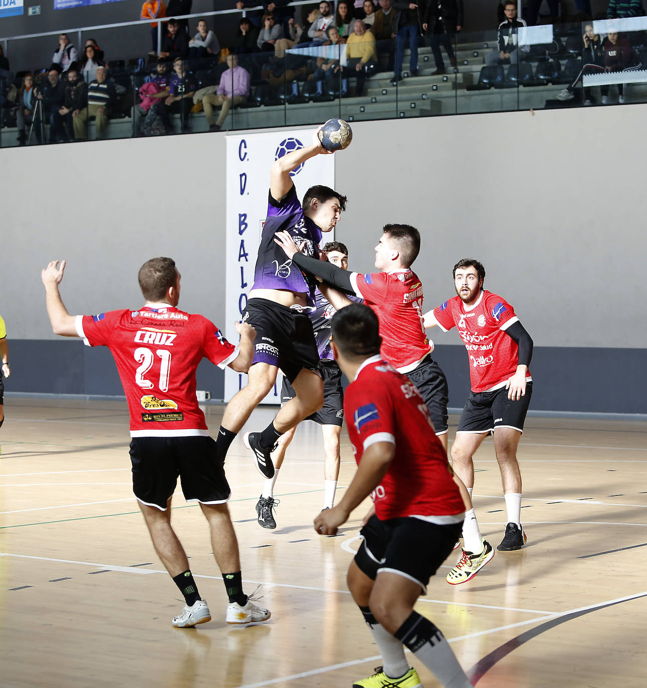Balopal y DKV Gijón.
