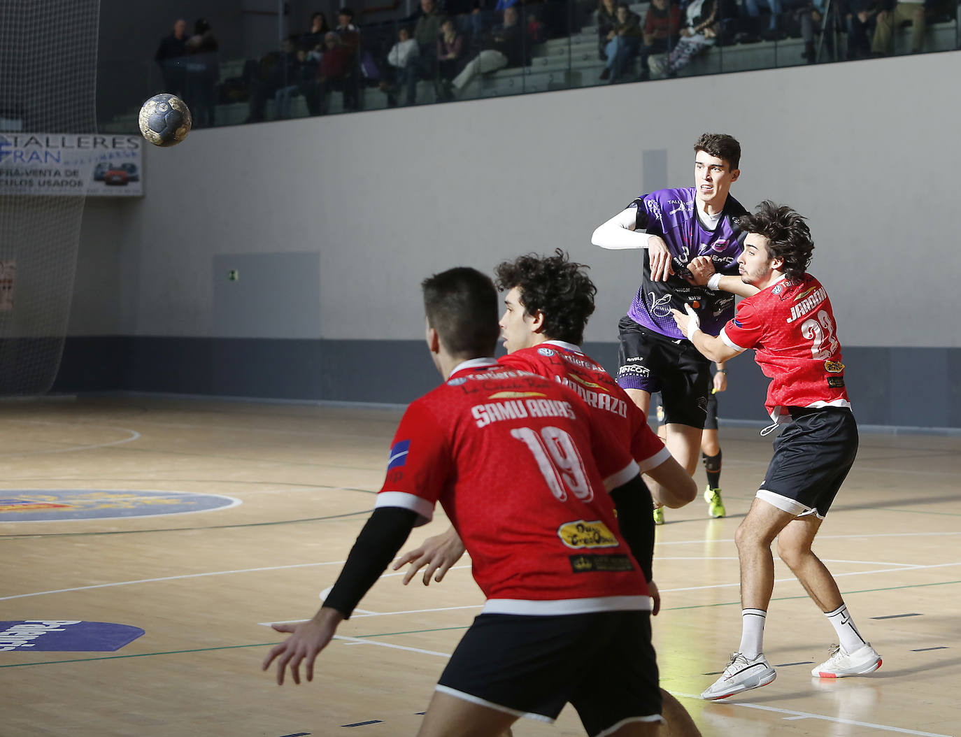 Balopal y DKV Gijón.