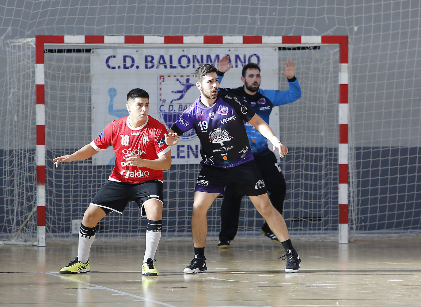 Balopal y DKV Gijón.