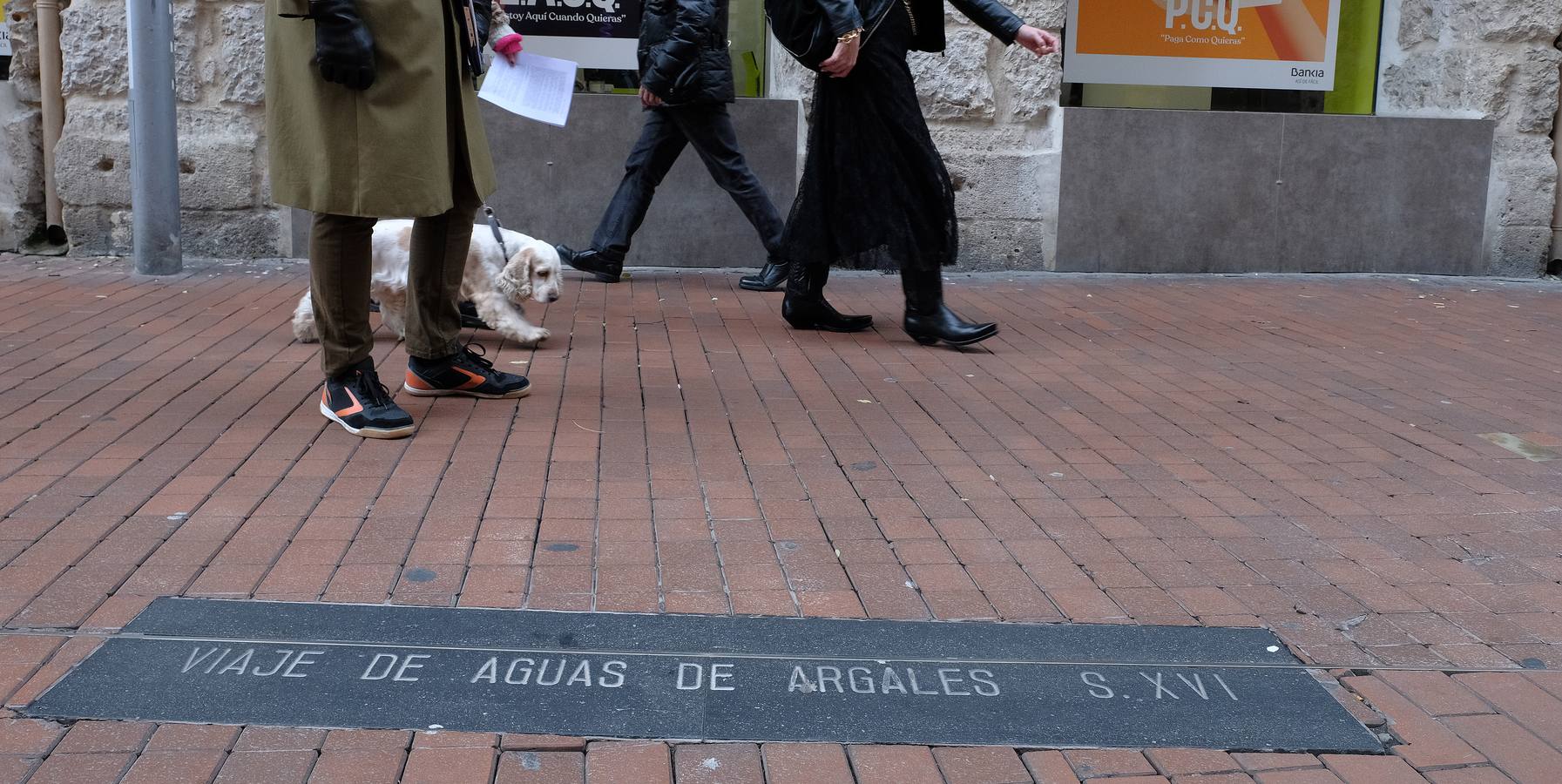 Recuerdo del viaje de aguas de las Arcas Reales, en la calle Teresa Gil.