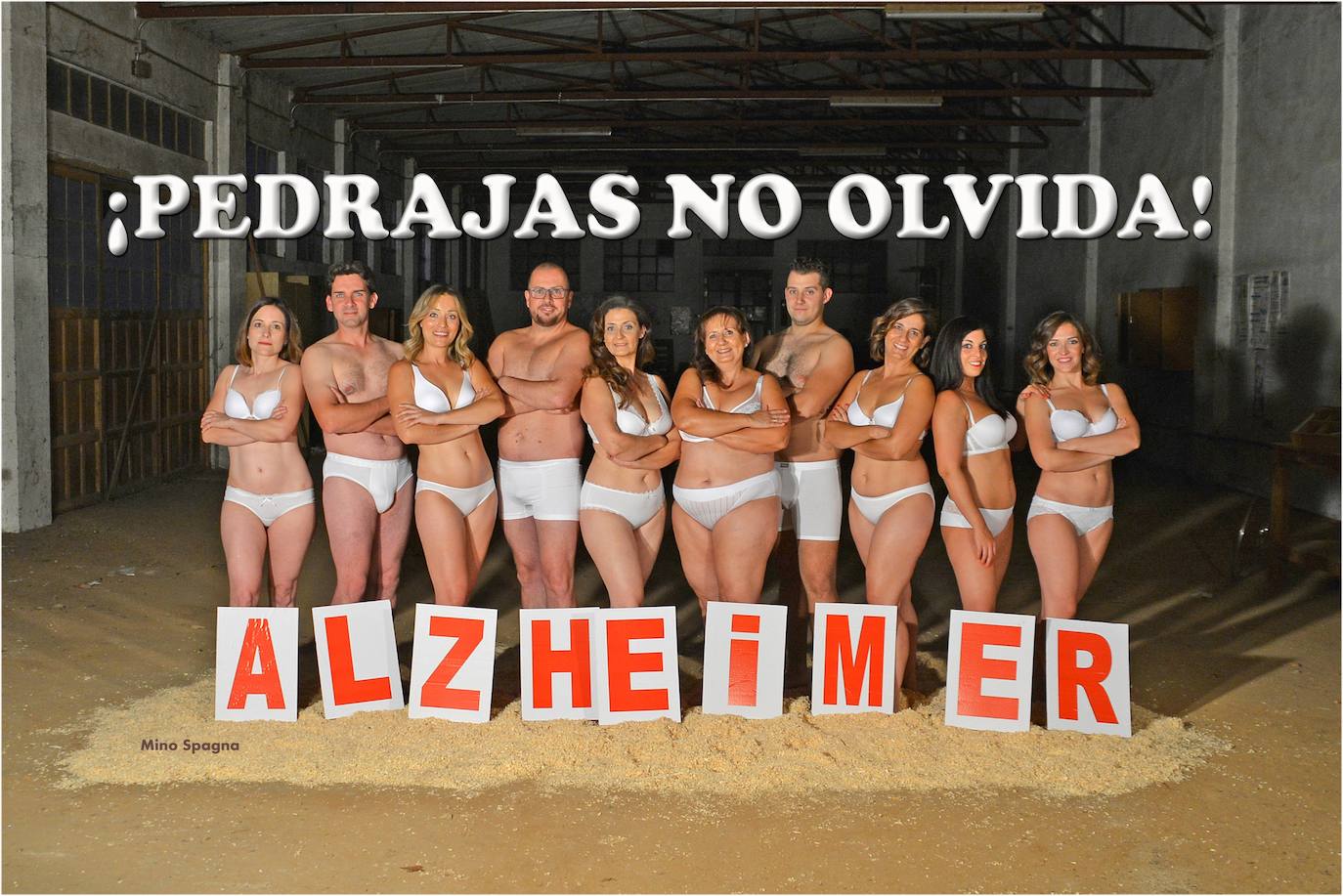 El centro cultural Eloy Arribas ha acogido este fin de semana la presentación del calendario erótico en el que vecinos de Pedrajas de San Esteban posan con fines benéficos, con el objetivo de recaudar fondos para causas solidarias. El pasado calendario (el de este año 2019) consiguió dinero para la Asociación Española para el Cáncer. La recaudación por la venta de la edición del próximo año se destinará a la Asociación de Familiares de Enfermos de Alzhéimer y otras demencias de la comarca de Íscar.