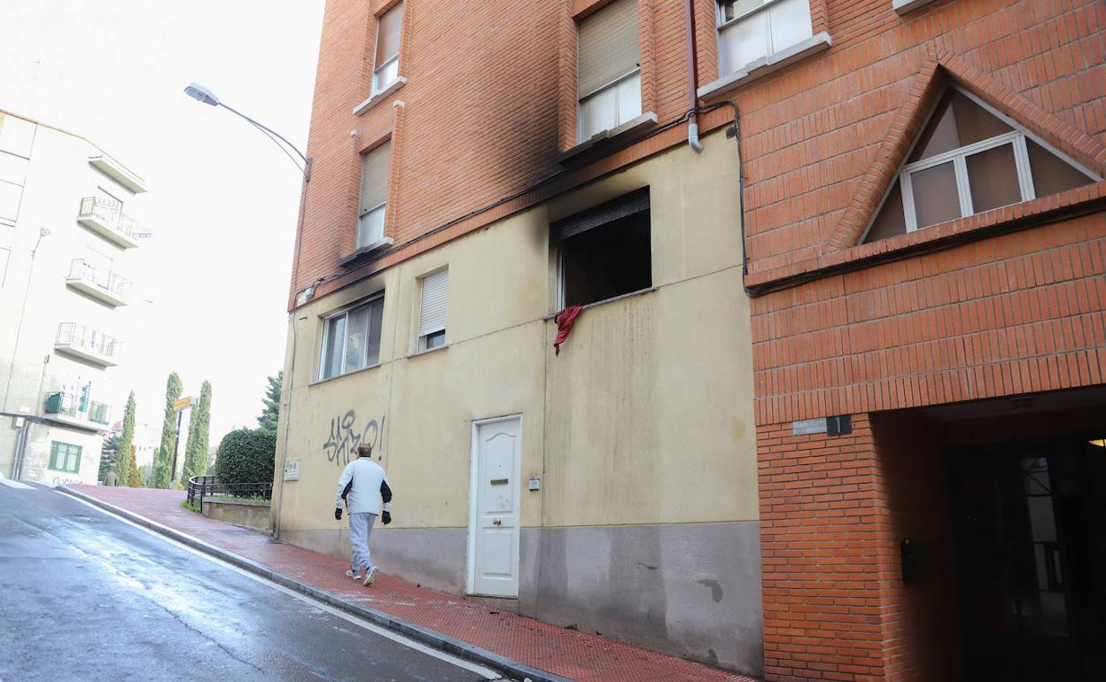Vivienda en la que se declaró el incendio.