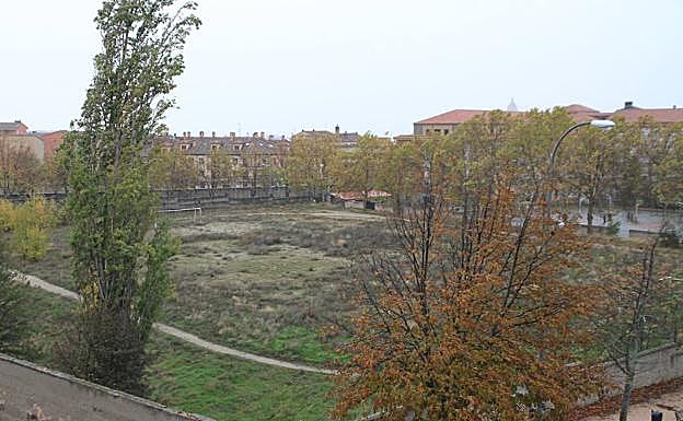 Terrenos del colegio Claret en los que se construirán las nuevas instalaciones. 