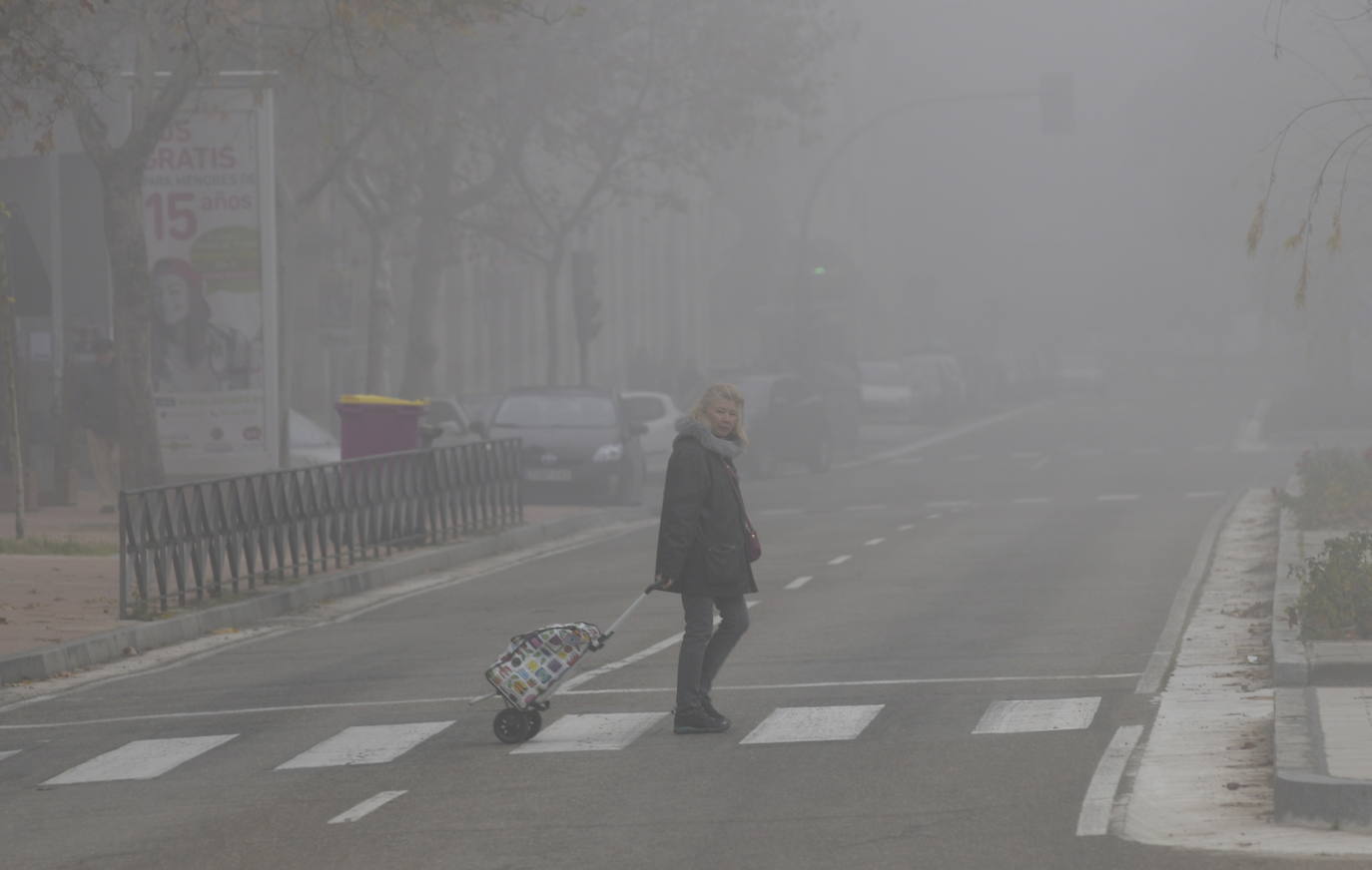 Fotos: Mañana de niebla en Valladolid