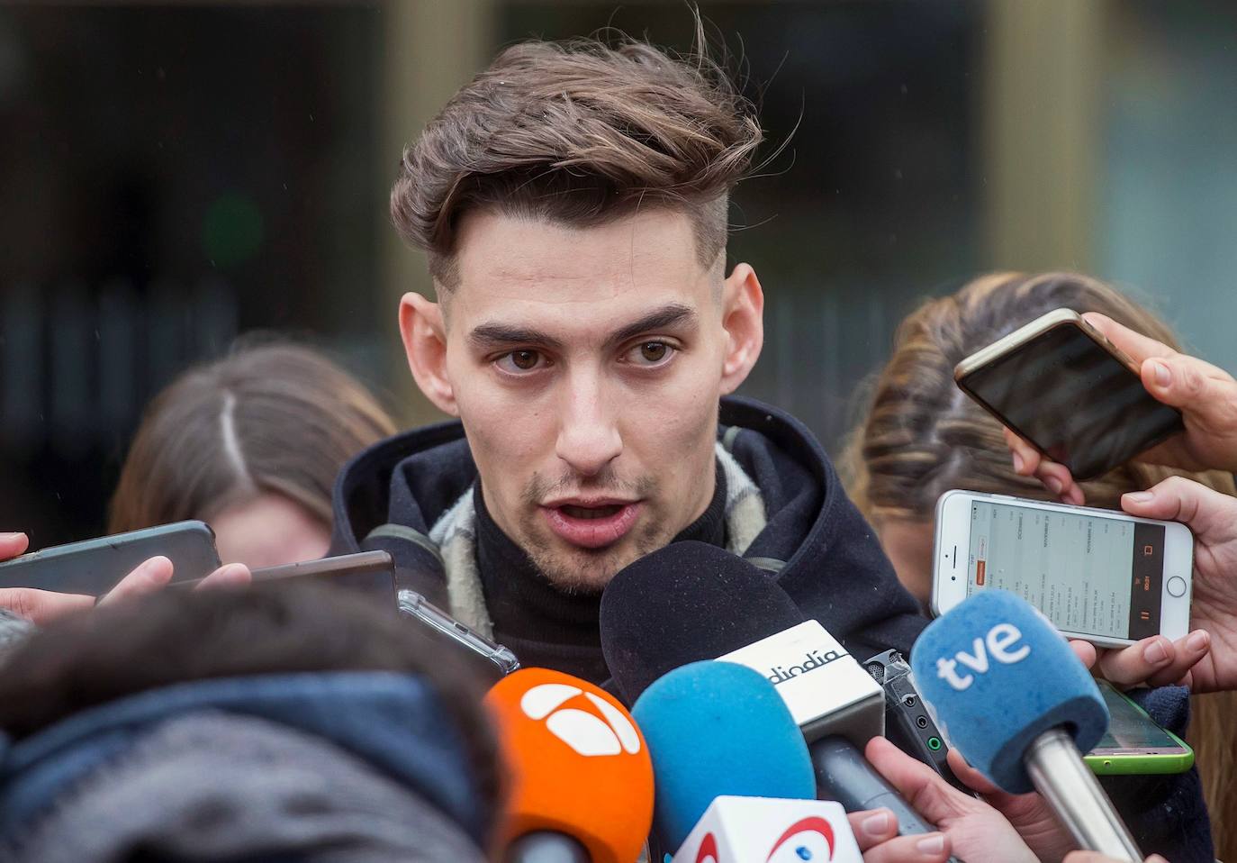 Los futbolistas han conocido esta mañana la sentencia, que les condena a 38 años de cárcel por los hechos ocurridos en noviembre de 2017