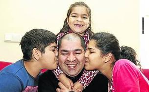 Salvó al anciano que cuidaba 