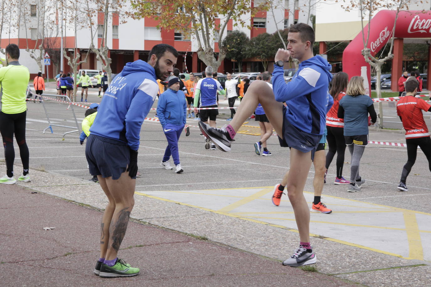 Corredores de toda la región han participado este domingo en la XXXVIII Carrera Pedestre Popular del Pavo de Laguna de Duero. El recorrido, de siete kilómetros, arrancó a las 10:30 horas desde las inmediaciones del polideportivo y discurrió por la avenida La Laguna, las calles Cea y Pisuerga y las Avenidas Juan de Austria y Las Salinas. 