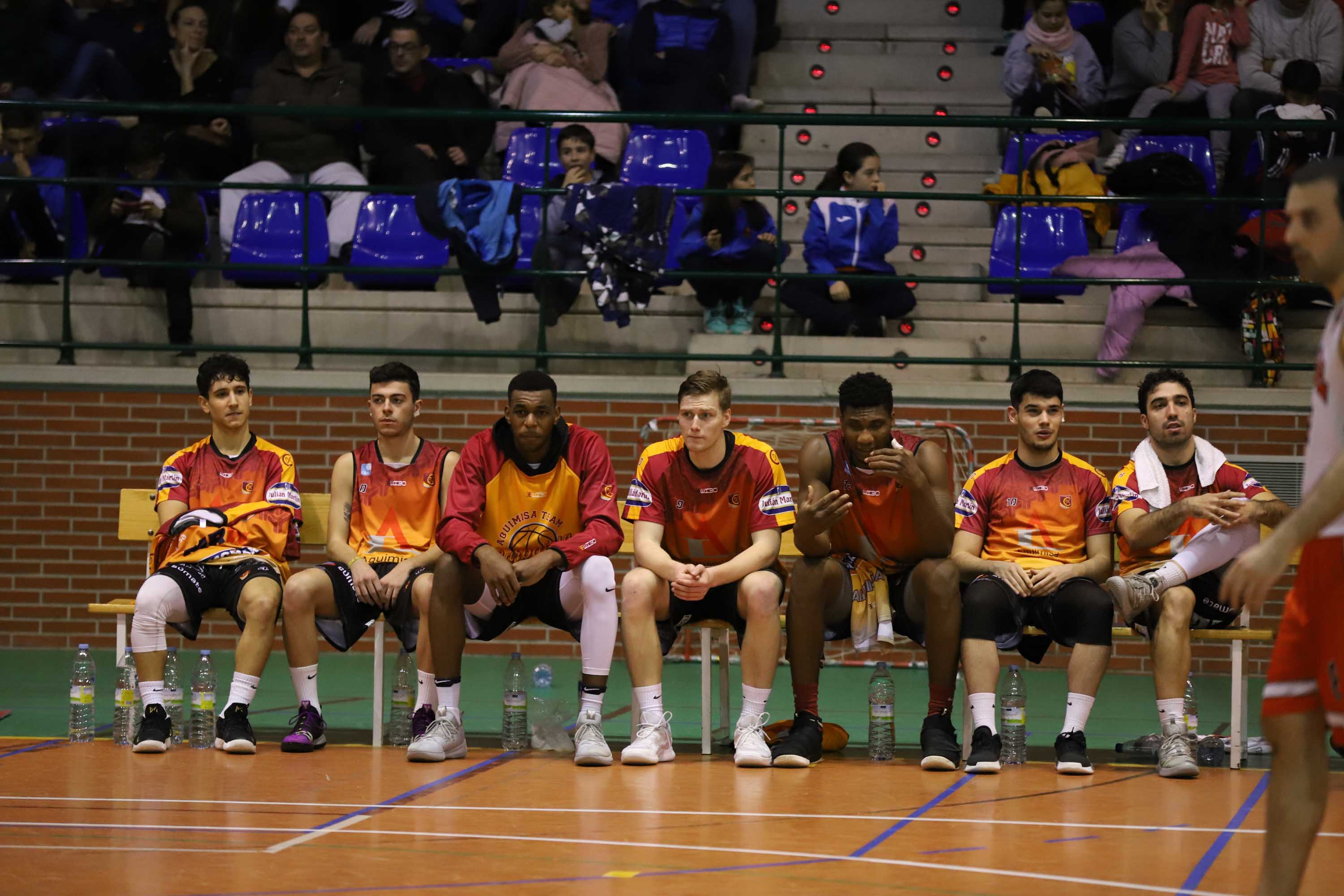 El equipo salmantino es líder invicto tras lograr su décima victoria. 