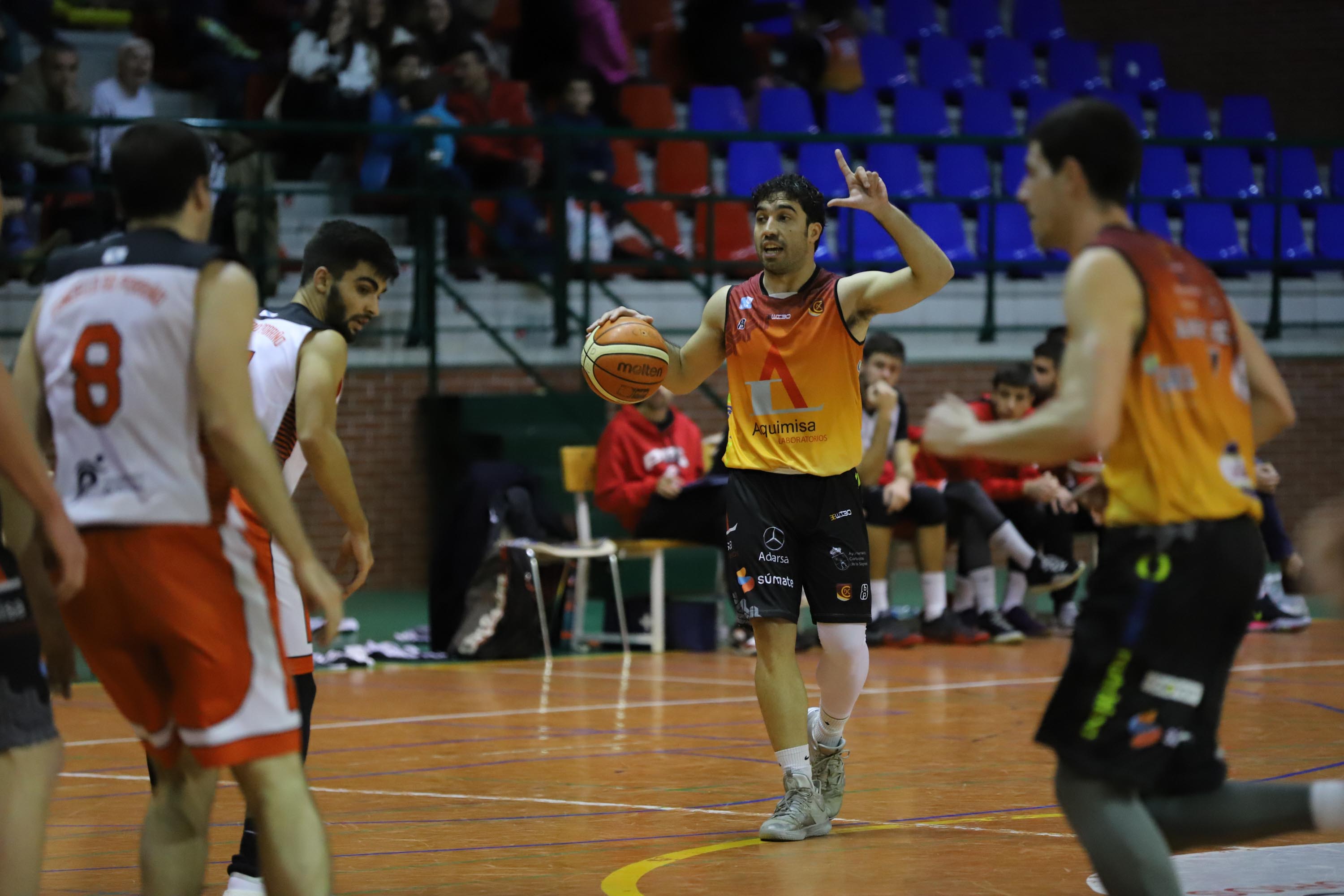 El equipo salmantino es líder invicto tras lograr su décima victoria. 