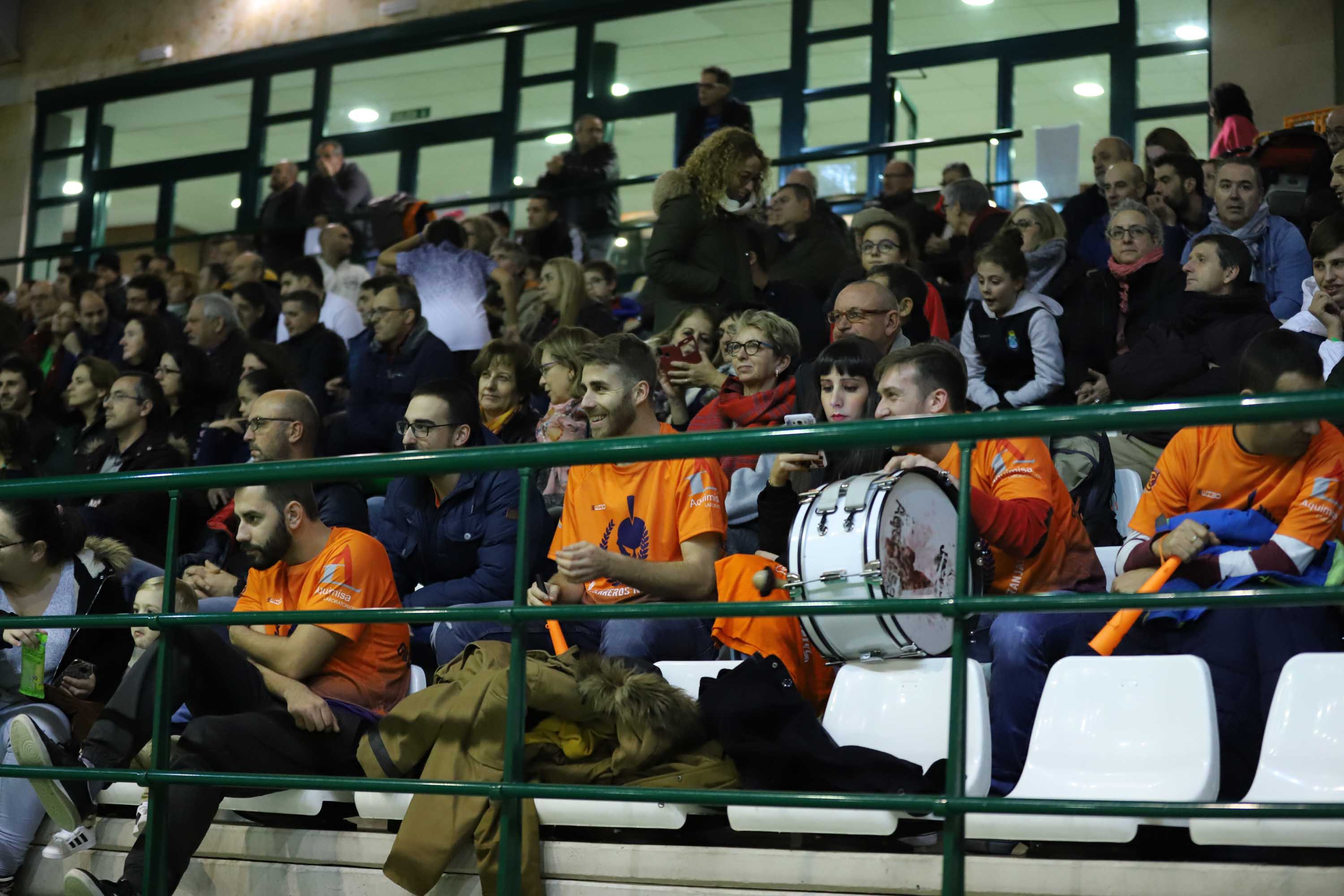 El equipo salmantino es líder invicto tras lograr su décima victoria. 