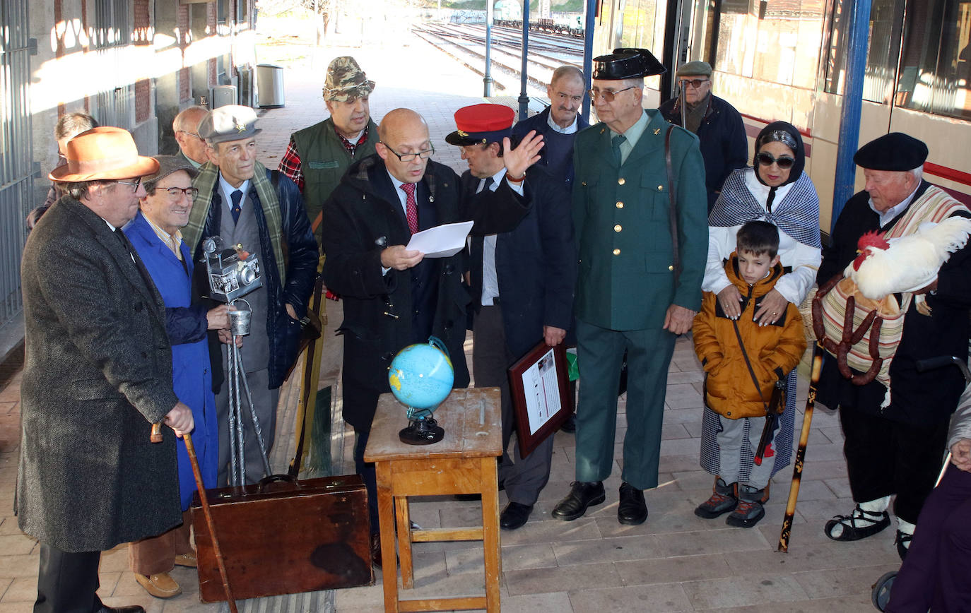 Fotos: El Tren de las Emociones cubre el trayecto entre Segovia y la Estación de El Espinar