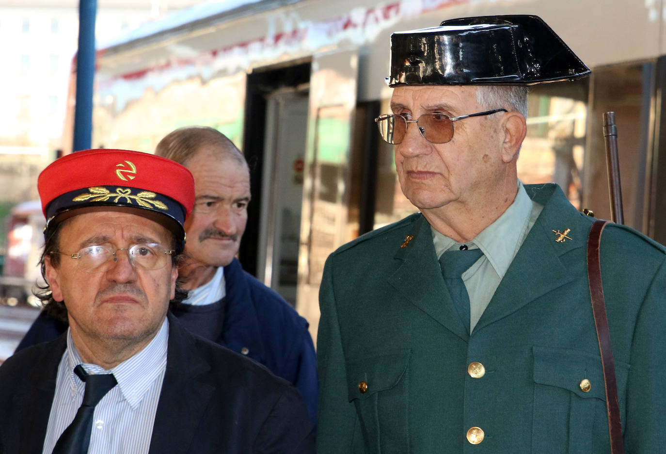 Fotos: El Tren de las Emociones cubre el trayecto entre Segovia y la Estación de El Espinar