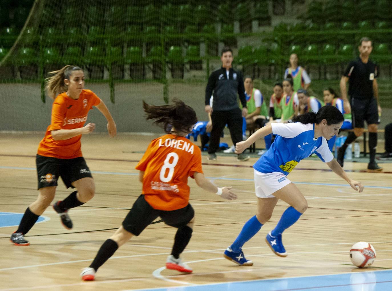 Partido de futbol sala femenino entre el Unami y el San Fernando 