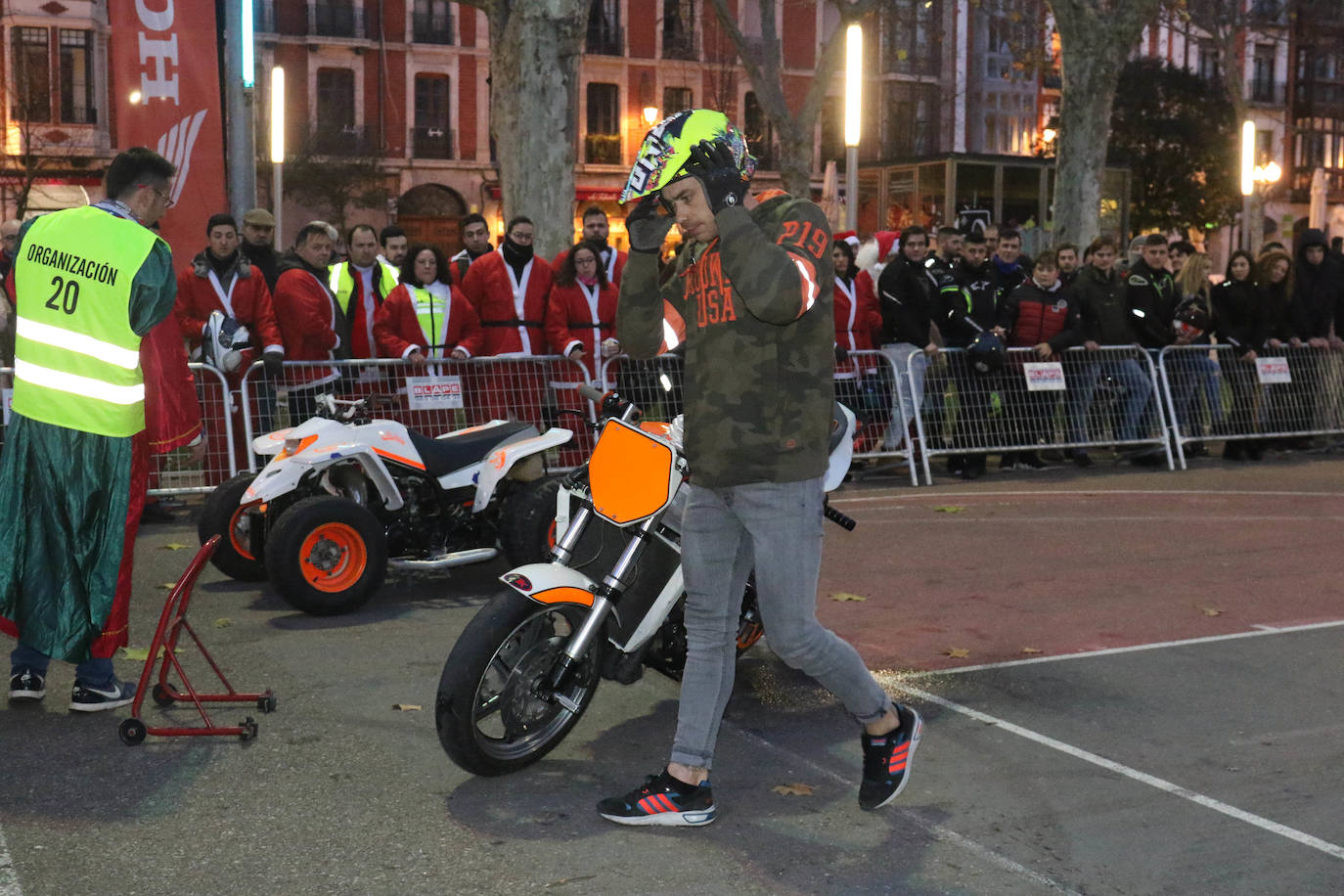 Fotos: Las imágenes de la Cabalgata Motera de Valladolid