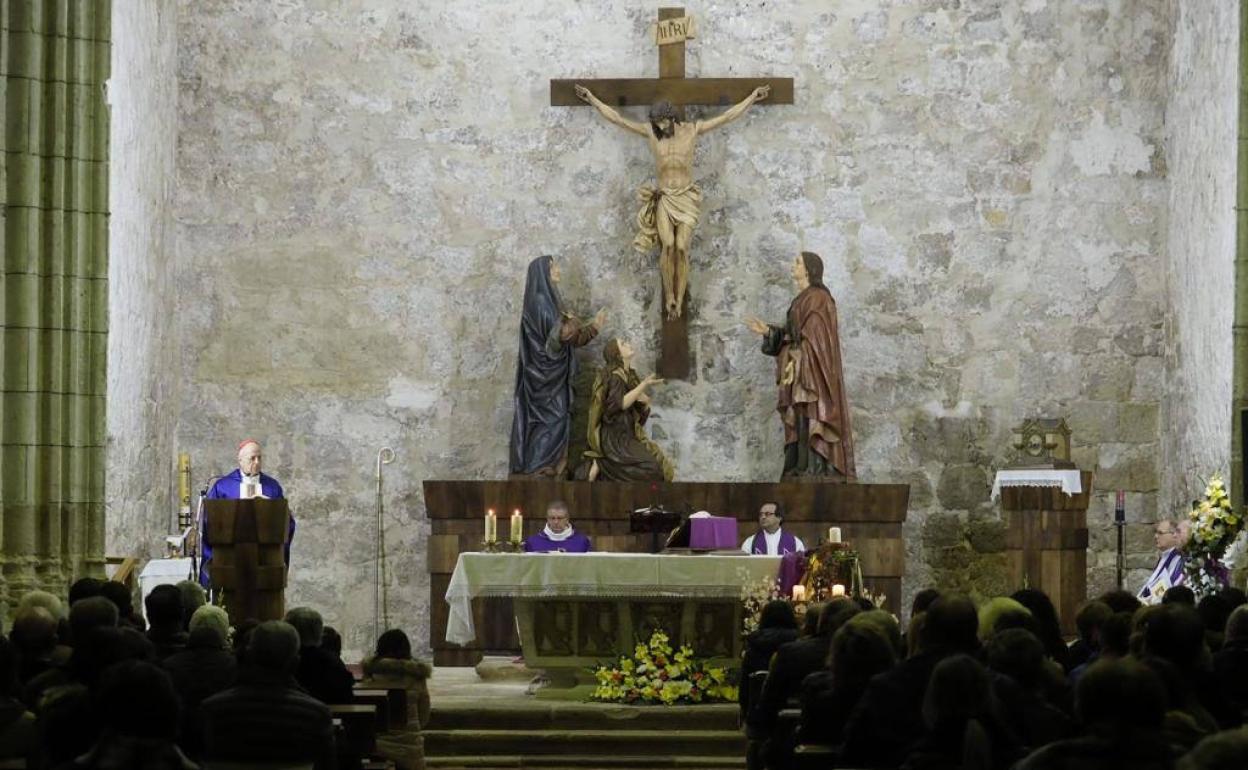 Inauguración del nuevo retablo de Traspinedo. 