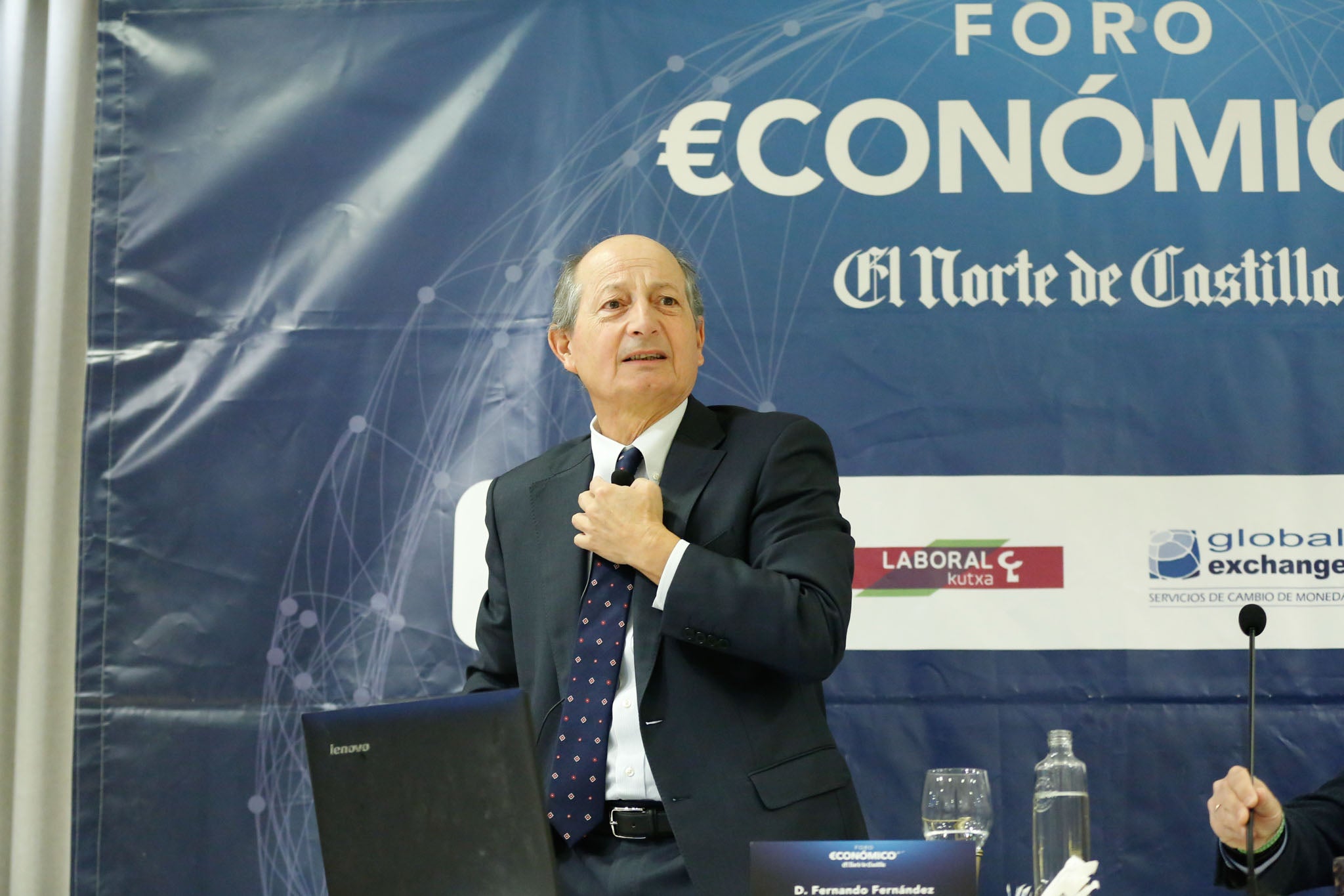 Fotos: Foro Económico en Salamanca con Fernando Fernández